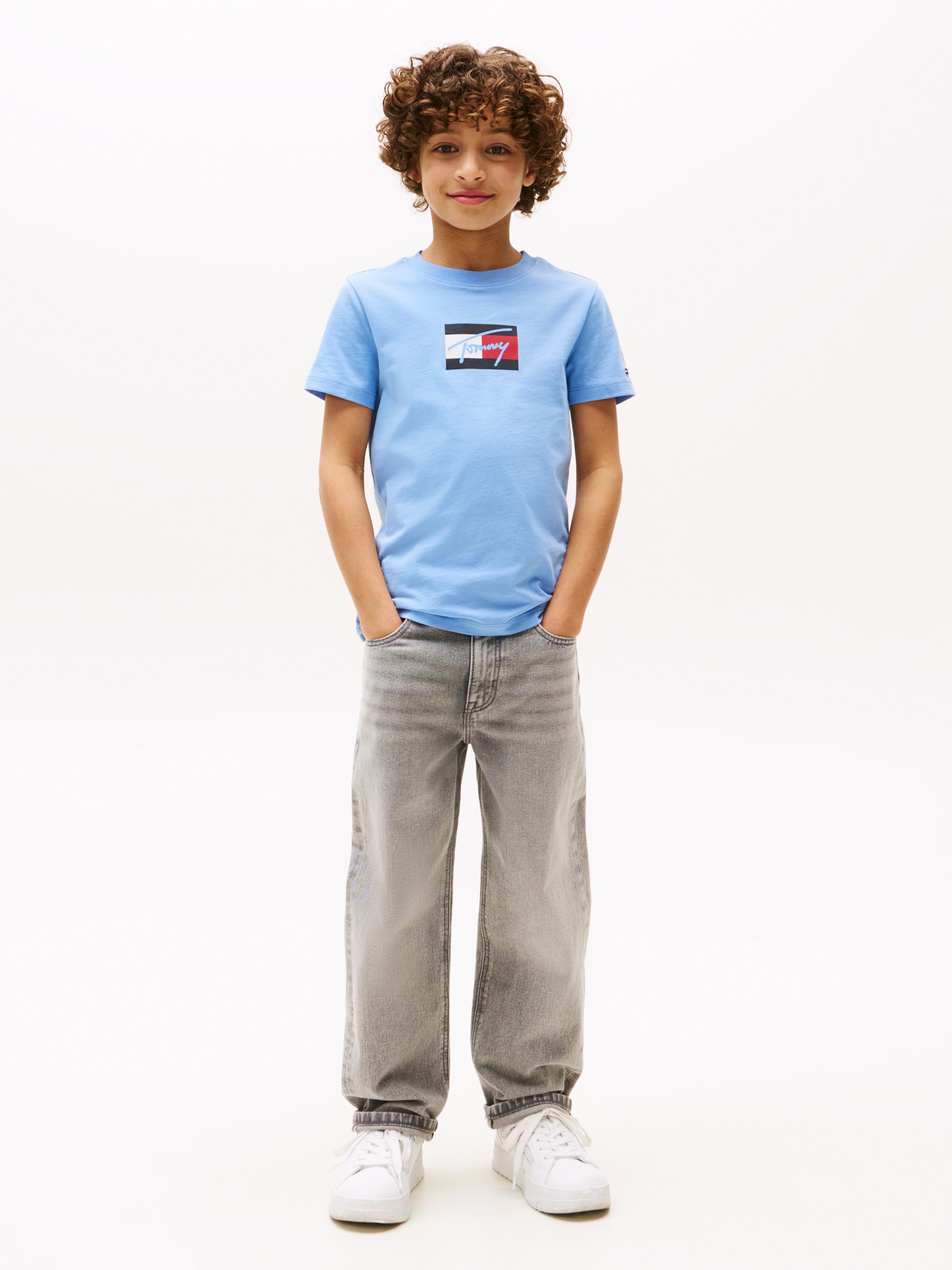 Tommy Hilfiger T-Shirt »TOMMY SCRIPT FLAG PRINT TEE SS«, für Kinder bis 16 Jahre, mit Logo-Print