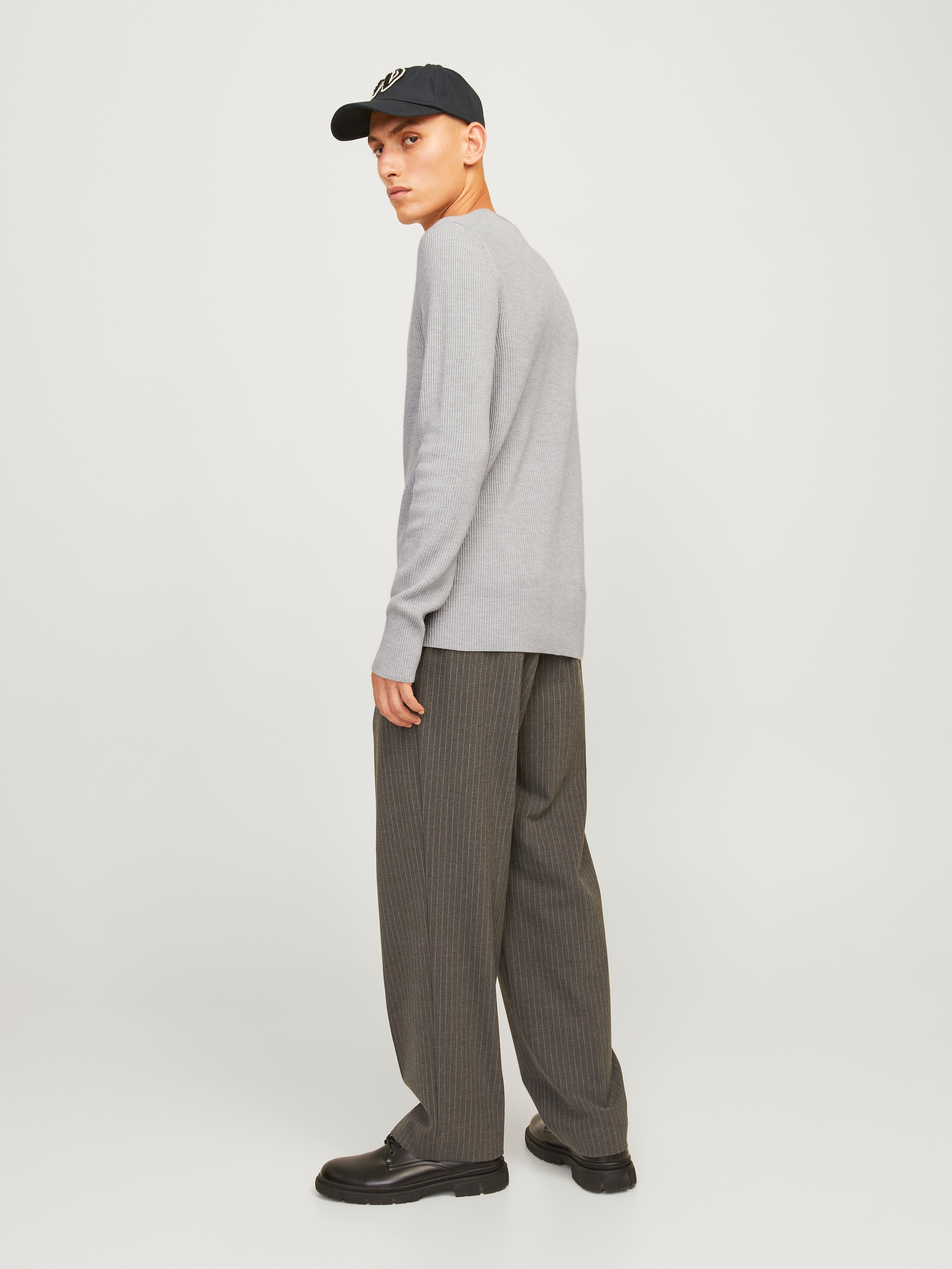 Jack & Jones Rundhalspullover »JJEPERFECT – Pullover mit pflegeleichter Qualität, Structure Fit« unifarben, modisch, regular fit, Strick, Rundhals