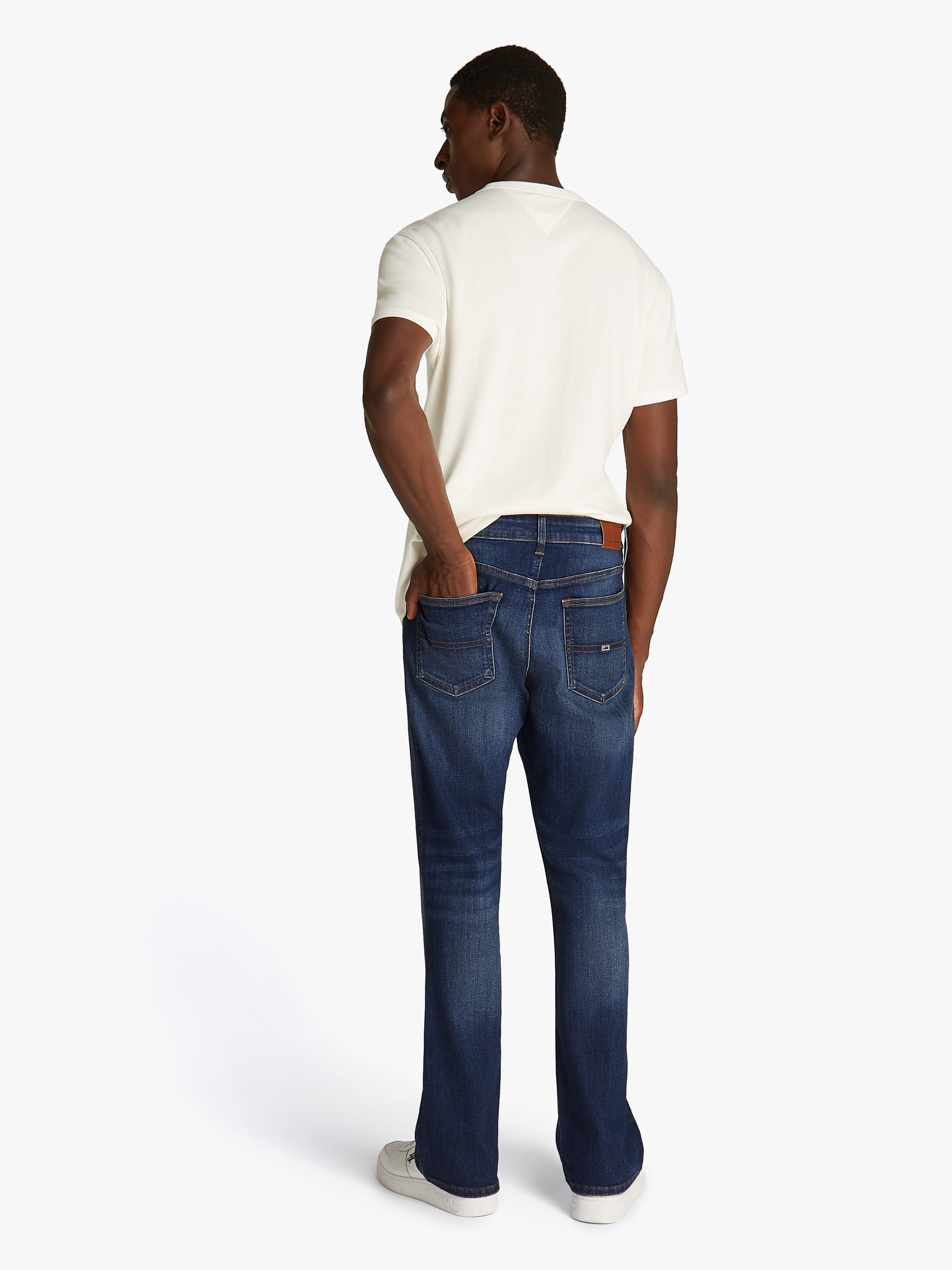 Tommy Jeans Bootcut-Jeans, in blauer Waschung