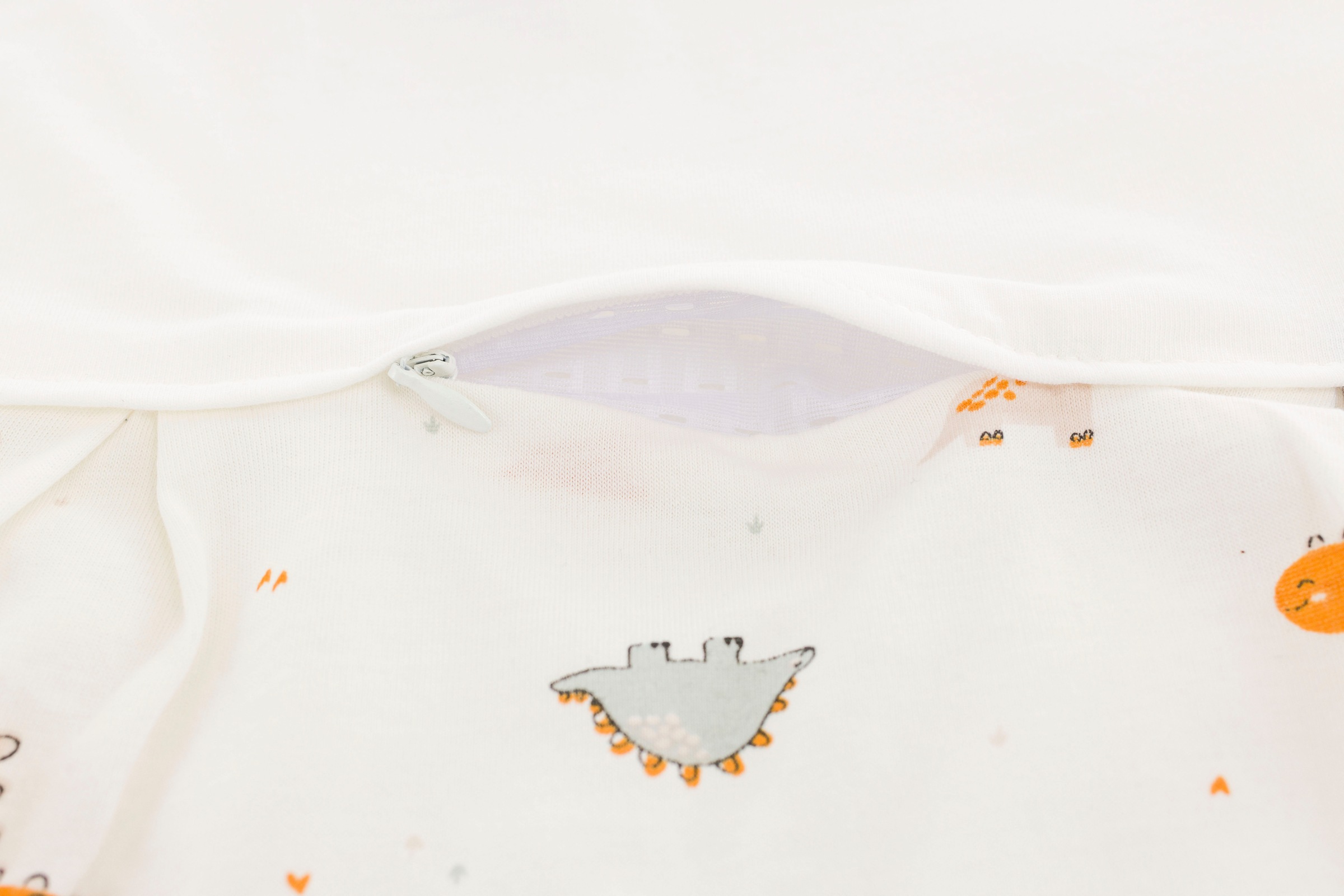 Träumeland Babyschlafsack »Außenschlafsack LIEBMICH, Design Dinolino«