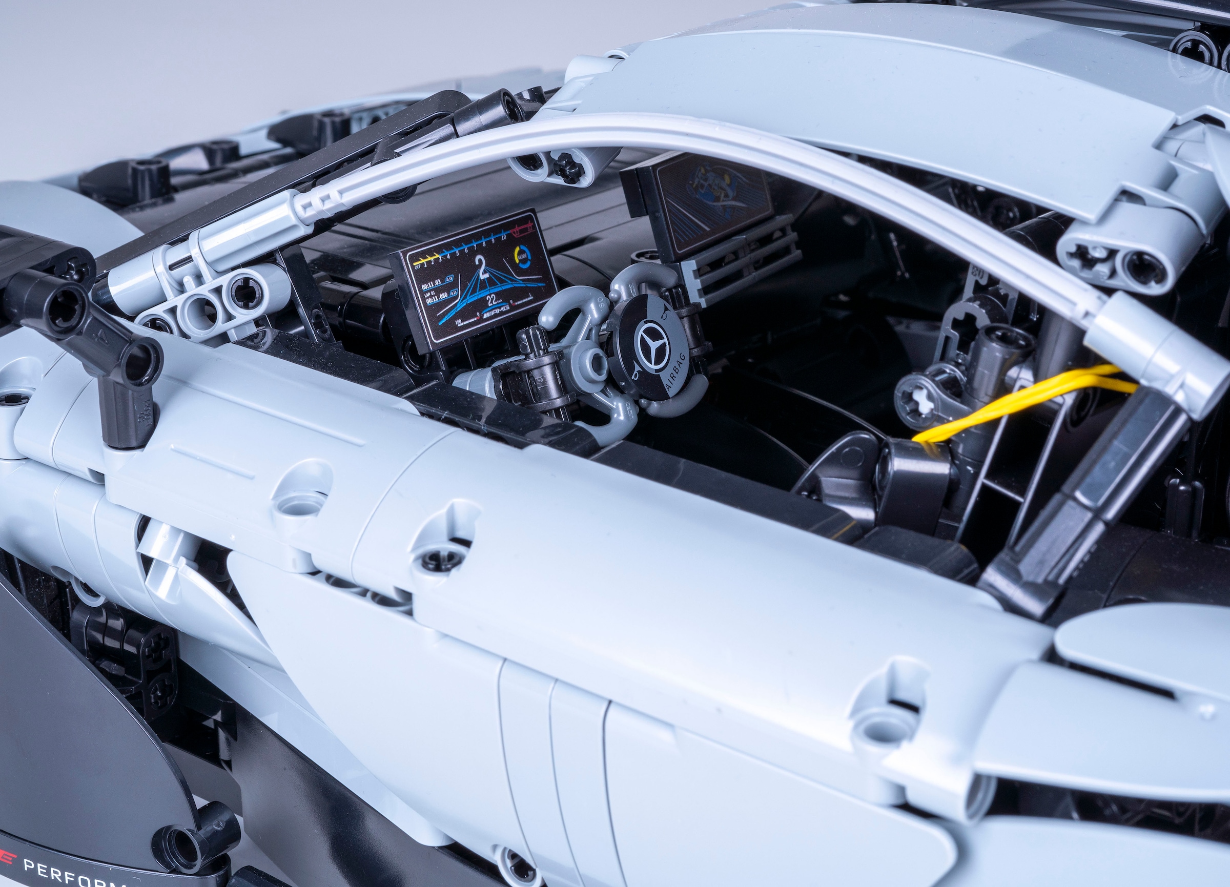 Jamara RC-Auto »CaDA, Mercedes-AMG ONE 1:8 grau 2,4GHz Bricks«, (3295 tlg.), mit LED Licht