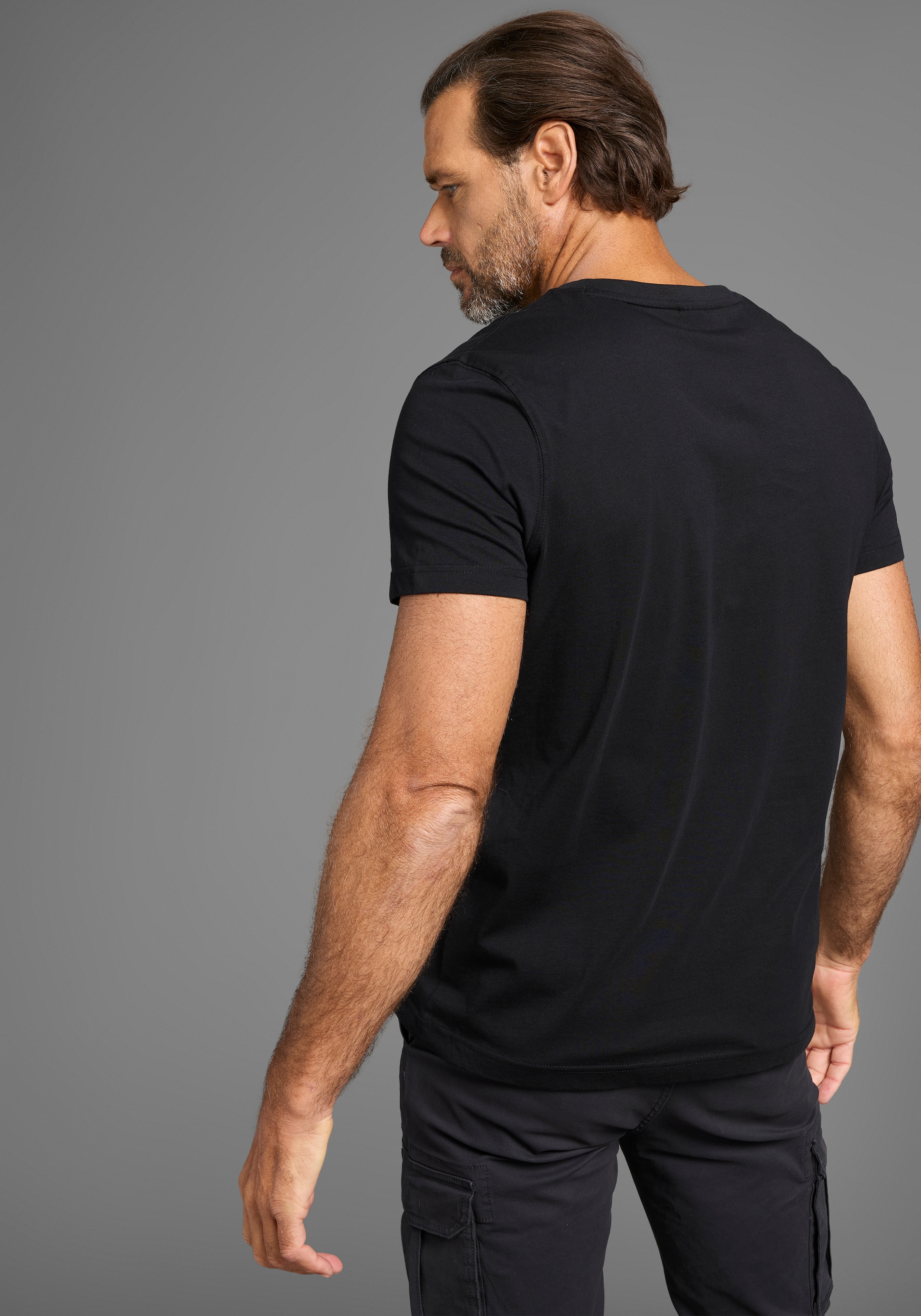 H.I.S V-Shirt, (3-er Pack), Kurzarm, Slim Fit, aus Baumwolle