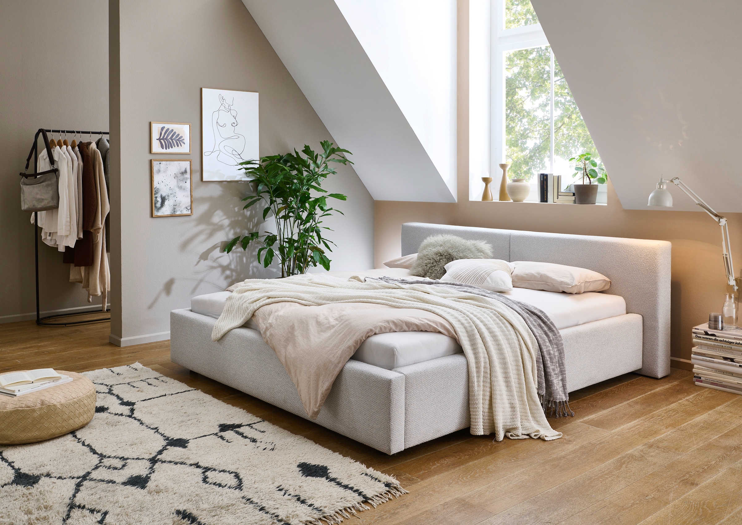 MEISE.MÖBEL Polsterbett »Cube wahlweise mit Matratze und Bettkasten« extra flaches Kopfteil, erhältlich in den Breiten 140cm, 160cm & 180cm silver...