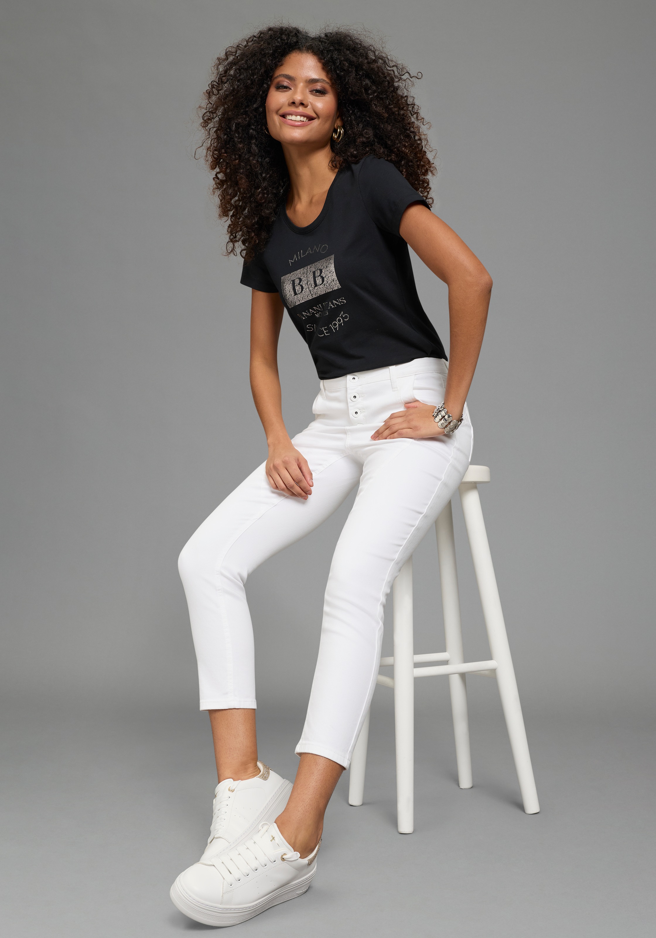 Bruno Banani 7/8-Jeans Skinny Fit, extra enger Beinverlauf, 7/8-Länge, mit Knopfleiste