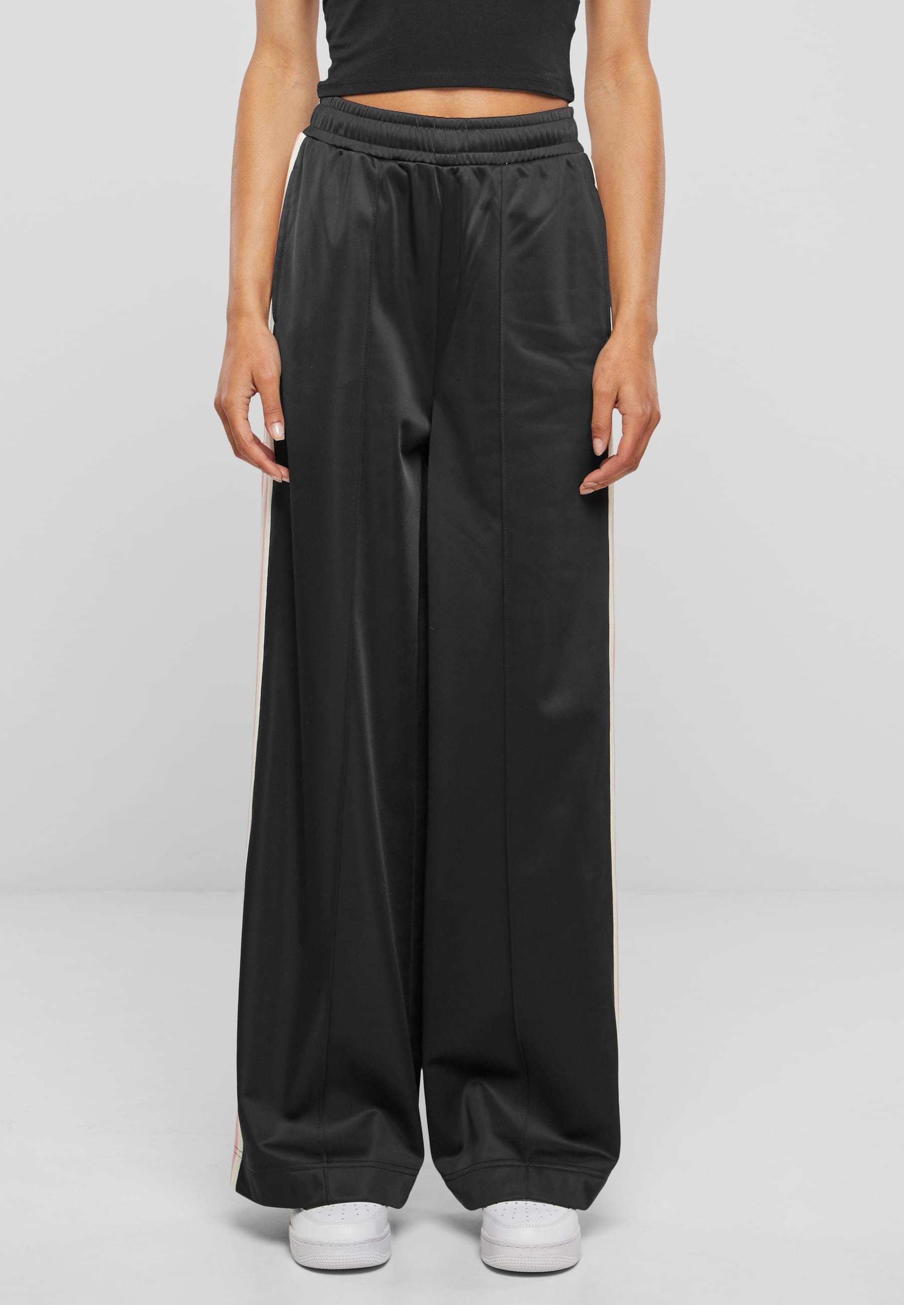 URBAN CLASSICS Stoffhose »Urban Classics Damen Ladies Pin Tuck Track Pants«