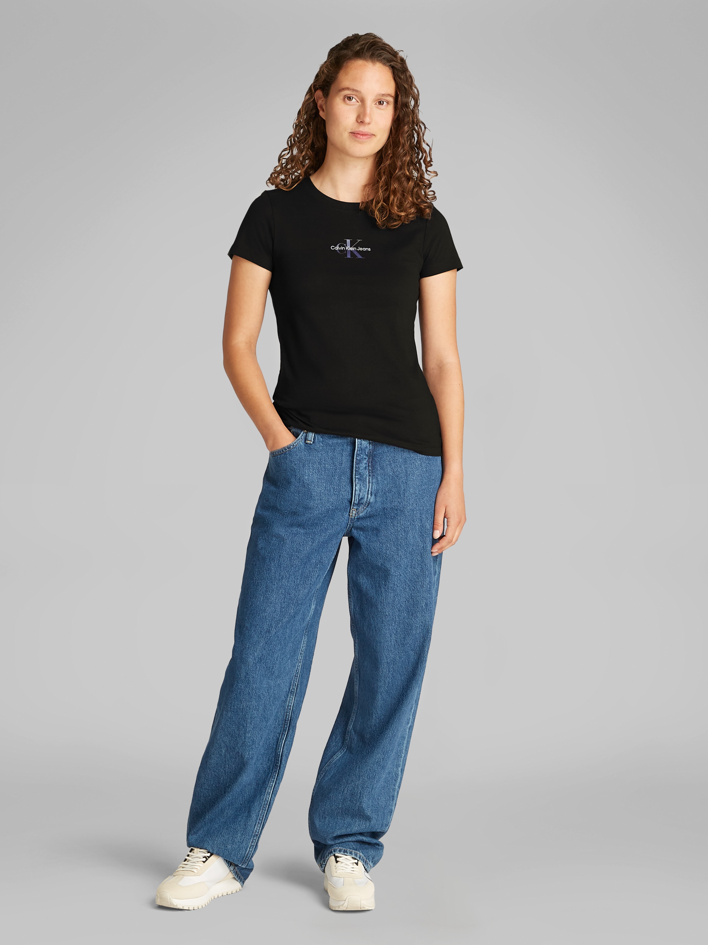 Calvin Klein Jeans T-Shirt »GRADIENT MONOLOGO SLIM TEE«, mit Logodruck