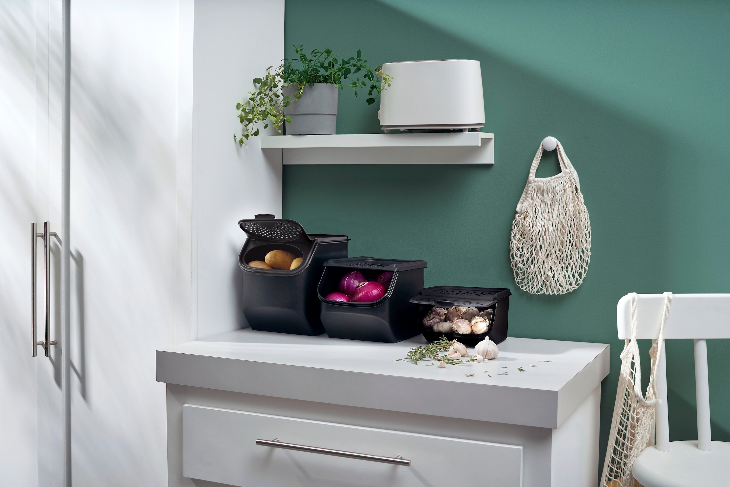 TUPPERWARE Aufbewahrungssystem »Tupperware, PotatoSmart 8,3 l + OnionSmart 5,5 l + GarlicSmart 2,3 l« Set, 3 Stk. tlg. die perfekte Lösung für die Lagerung Ihrer Lebensmittel