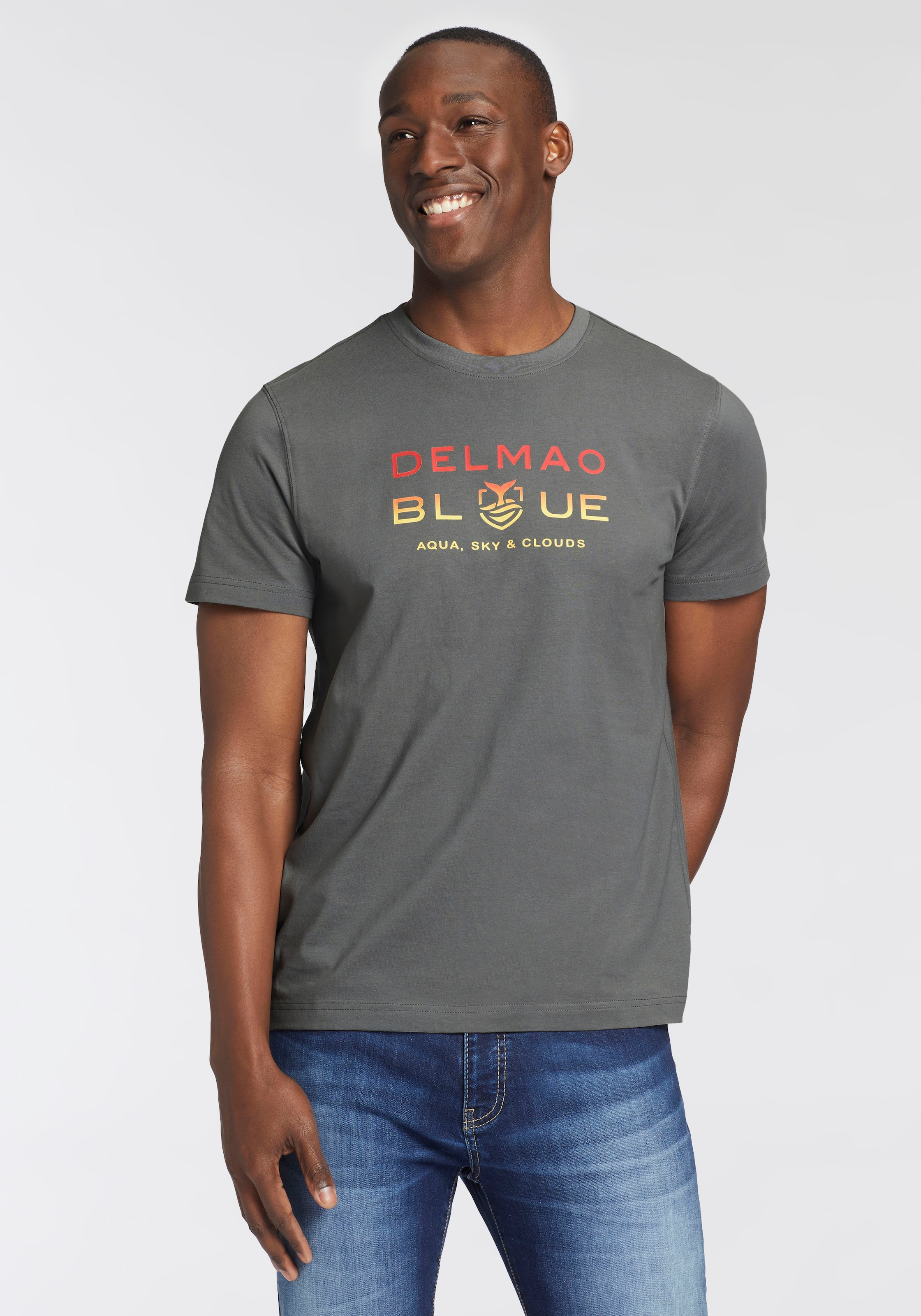 DELMAO T-Shirt, Kurzarm, bedruckt, Rundhals, aus 100% Baumwolle