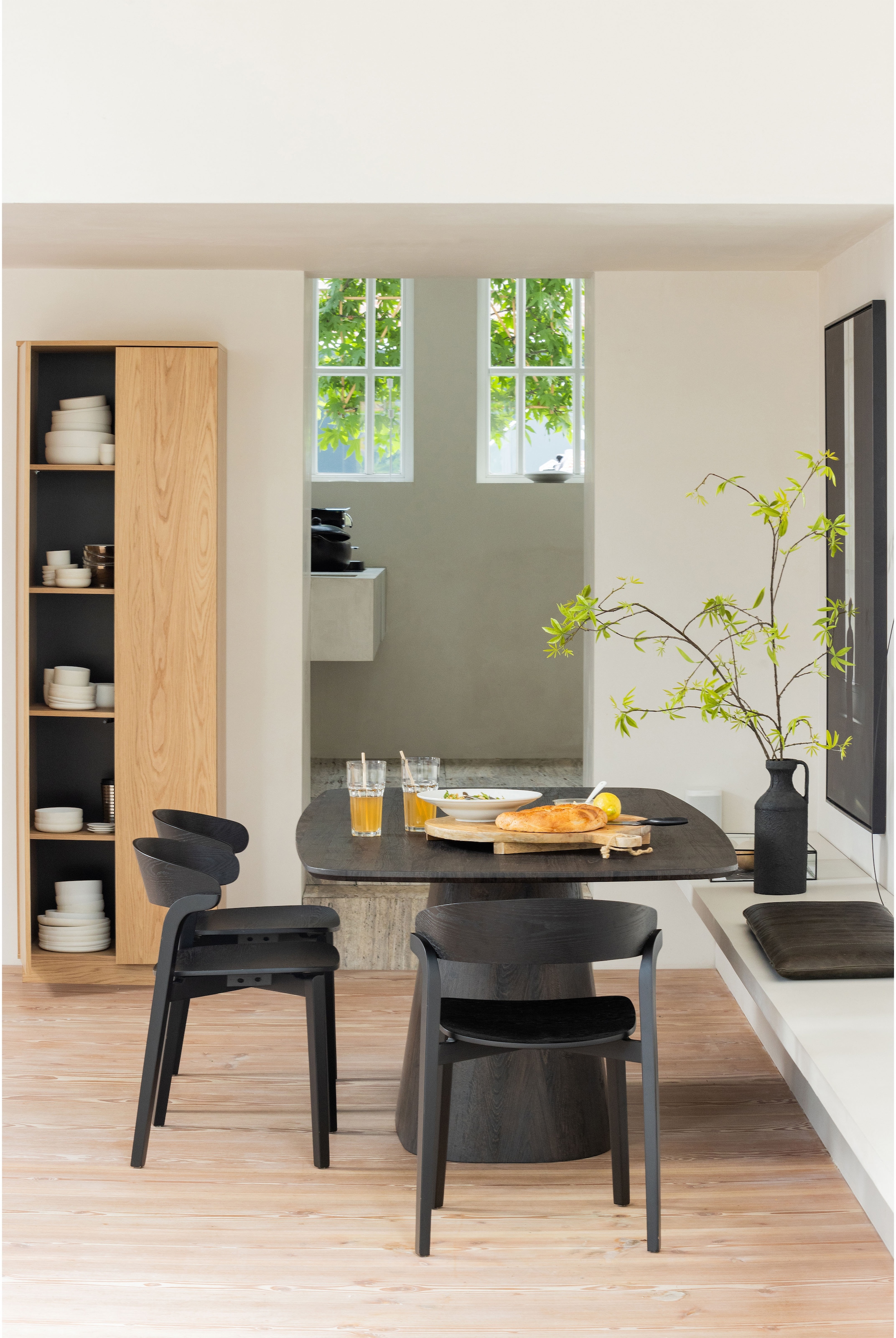 WOOOD Mehrzweckschrank »ZUMA  Garderobenschrank. Wäscheschrank, Höhe 210 cm« Eichenfurnier mit zeitlosem Design und Maserung