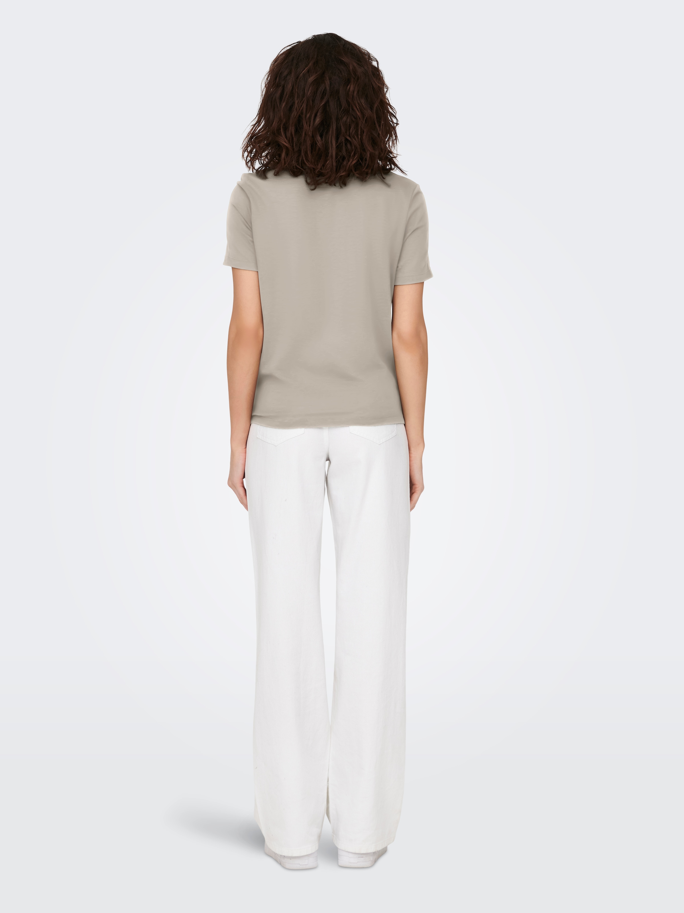 ONLY Kurzarmshirt »ONLCARRIE REG TWIST S/S TOP BOX CS JRS«