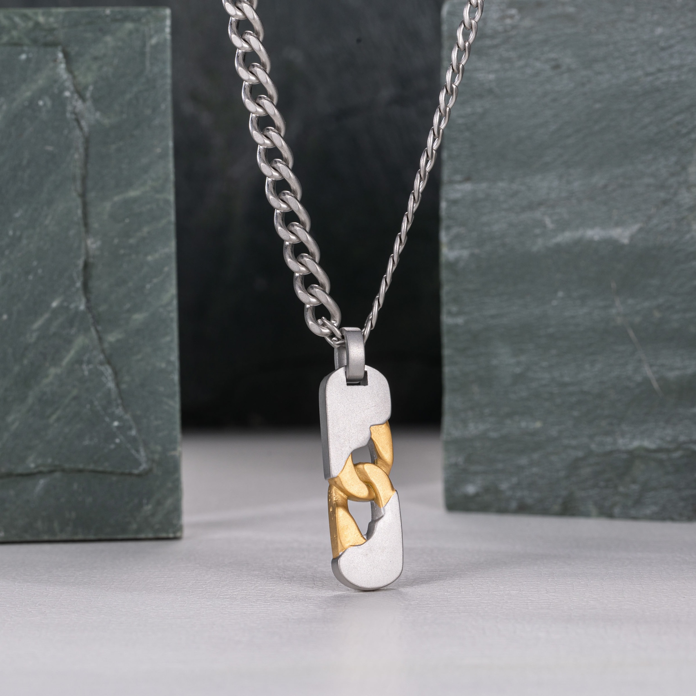 Firetti Kette mit Anhänger »Schmuck Geschenk Edelstahl Halsschmuck Halskette Panzerkette Vintage«
