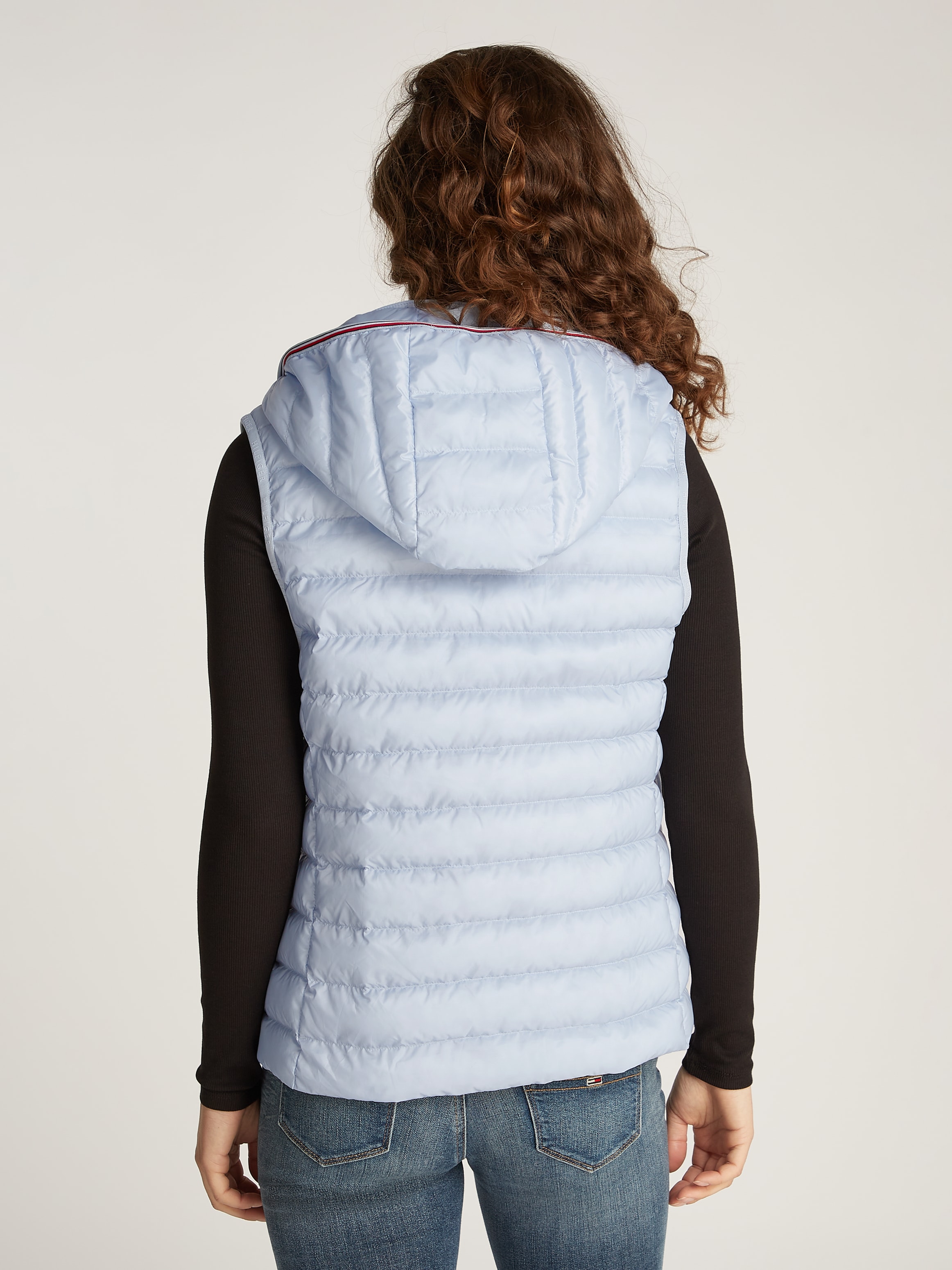 Tommy Hilfiger Steppweste »LW PADDED GLOBAL STRIPE VEST«, (Global Serie TH WOMEN), mit Elastic-Band