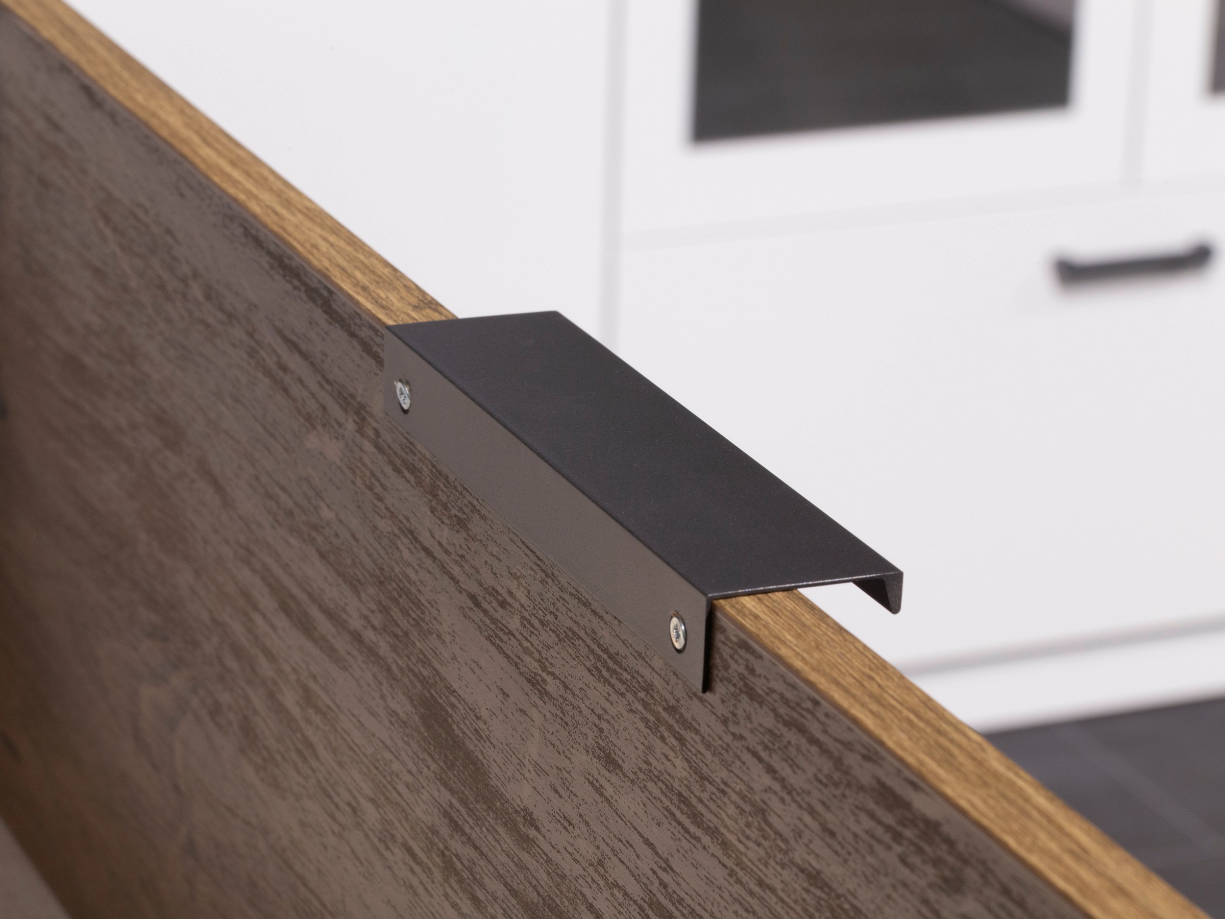rauch Drehtürenschrank »Kleiderschrank Schrank Garderobe Wäscheschrank TICAO«, (Schubladen in der Höhe variabel positionierbar), mit 2 geräumigen Schubladen, viel Stauraum MADE IN GERMANY