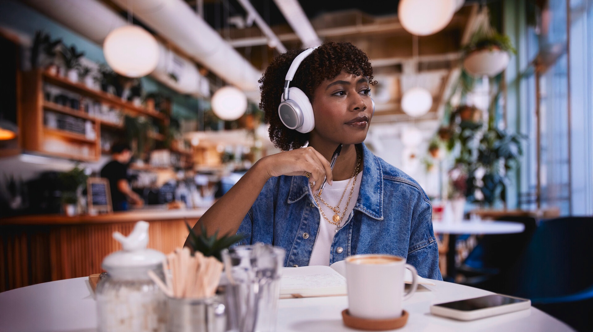 JBL Over-Ear-Kopfhörer »LIVE 780NC« A2DP Bluetooth Active Noise Cancelling (ANC) | Freisprechfunktion | Wireless-Audio-Streaming Kabelloser Over-Ear-Kopfhörer mit Noise-Cancelling