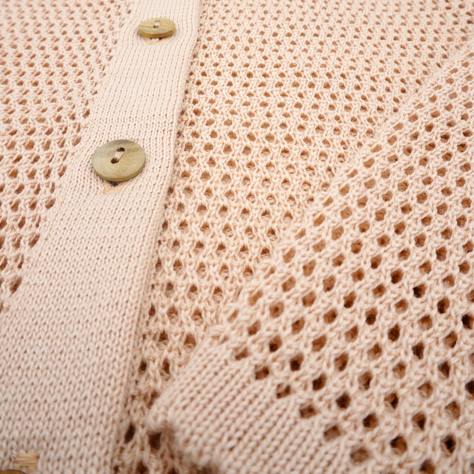 MAXIMO Strickjacke 1 Muschelrosa, Ajour-Strick, Holzknöpfe, Baby, Festiv