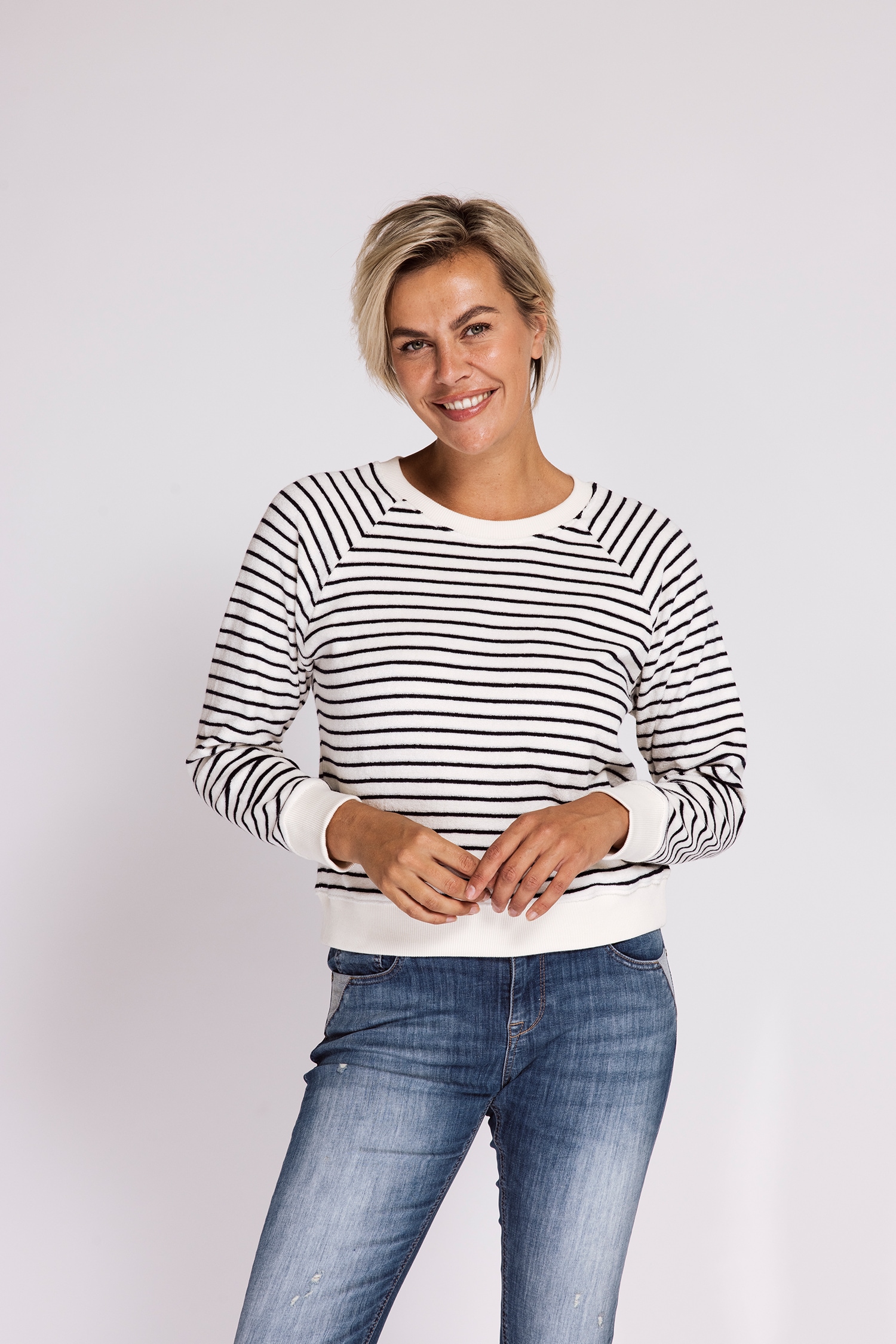 Zhrill Sweater »KOA RH Sweat Nicki«, im Streifen-Design und in Nicki-Qualität

