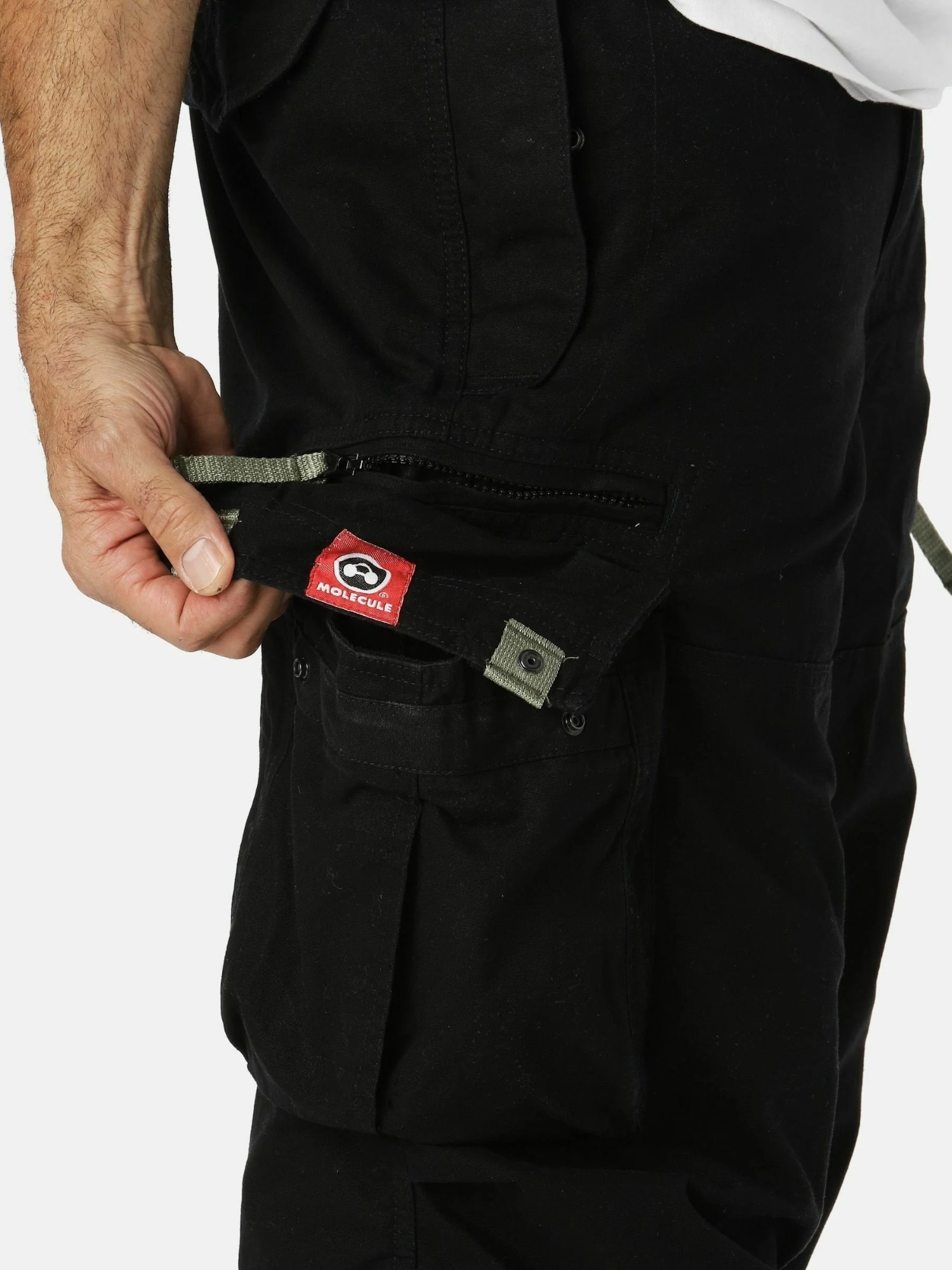 Molecule Shorts »Molecule Cargo Shorts 3/4 BAGGY«