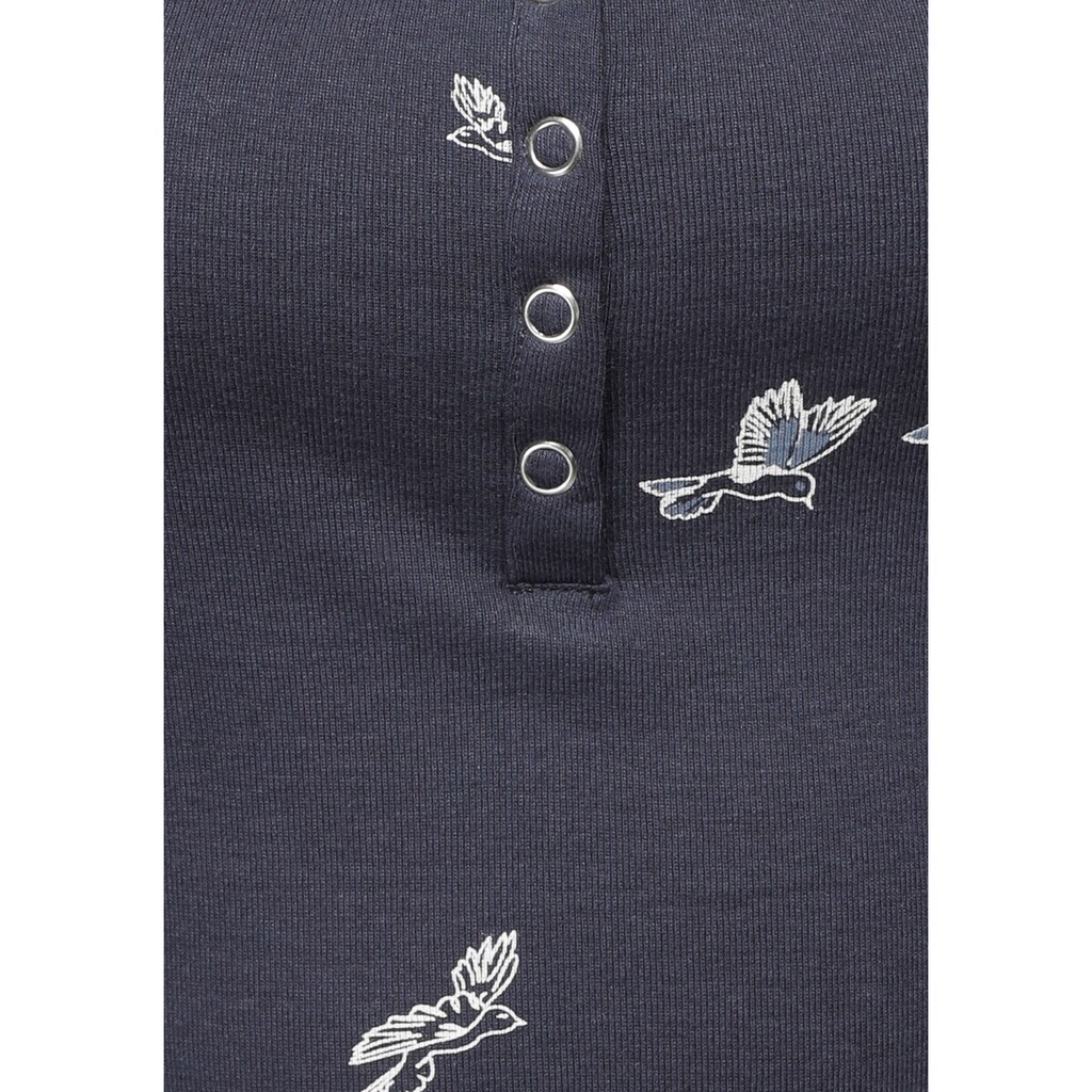 KangaROOS Langarmshirt, mit modischem Vögel-Allover-Druck und Knopfleiste
