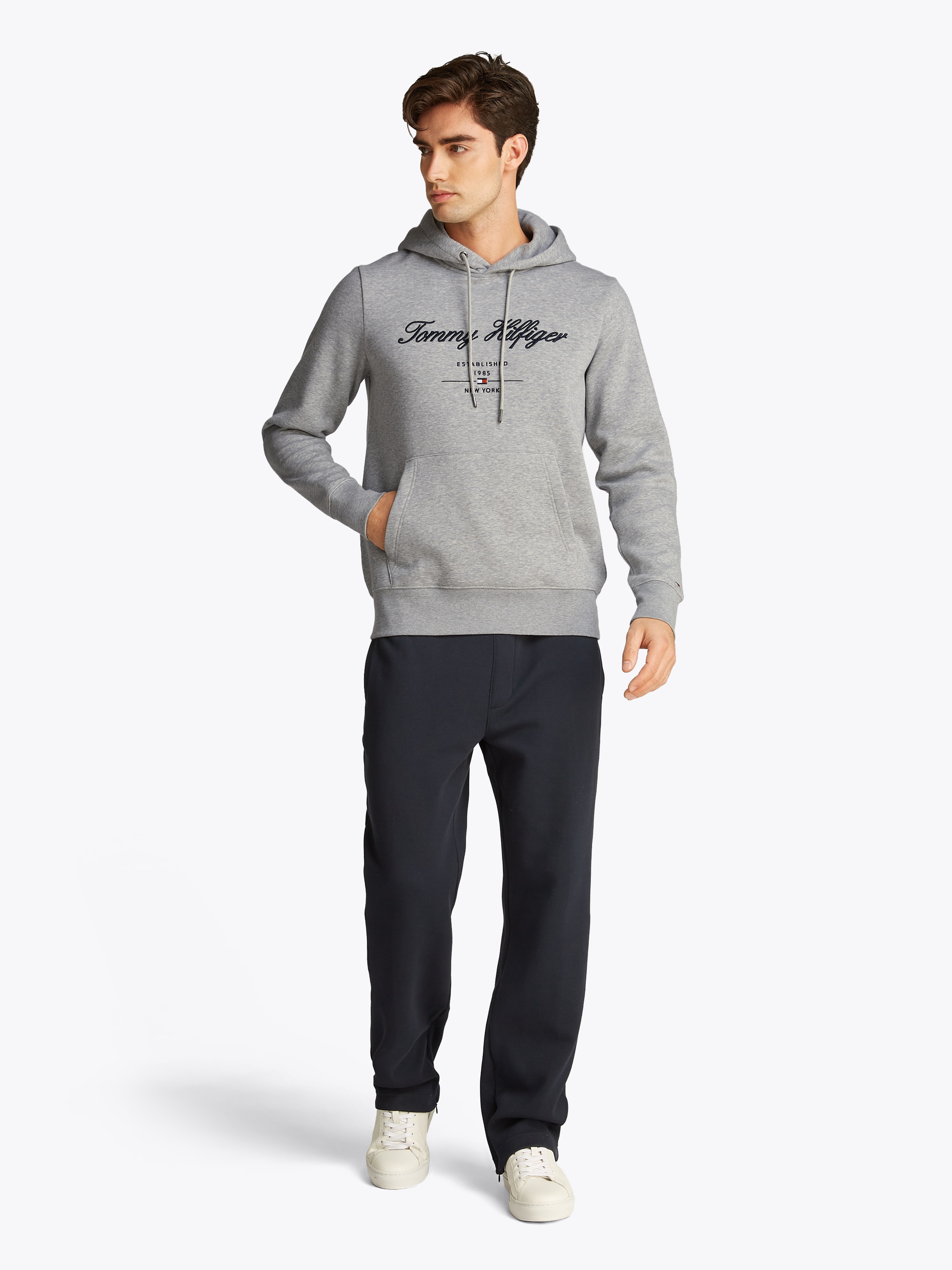 Tommy Hilfiger Hoodie »SCRIPT LOGO HOODY«, mit aufgesticktem Logo
