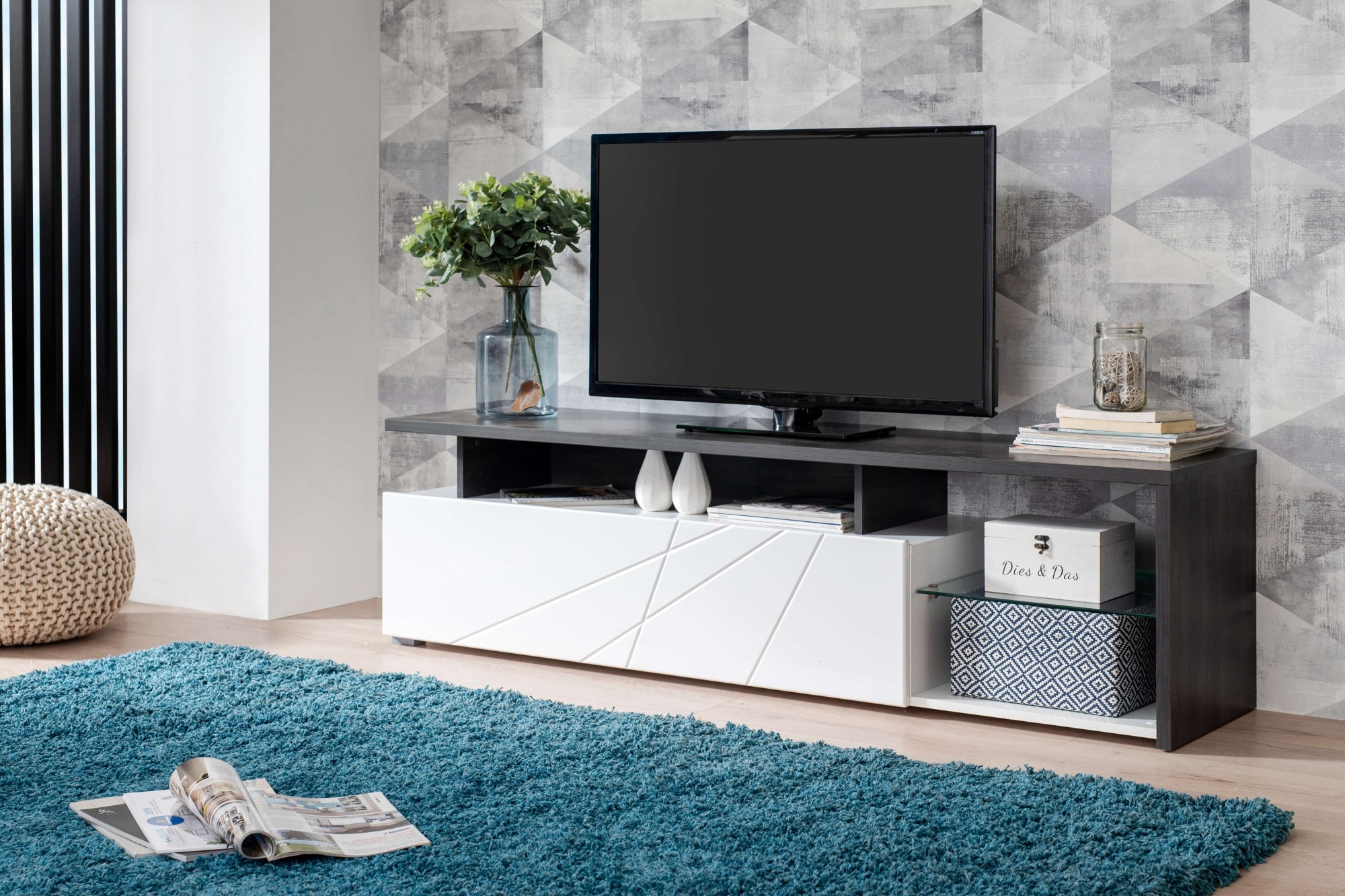 INOSIGN Lowboard »Arctic TV-Board«, TV-Kommode,Br. 170 cm, mit und ohne LED-Beleuchtung,Front mit Fräsung