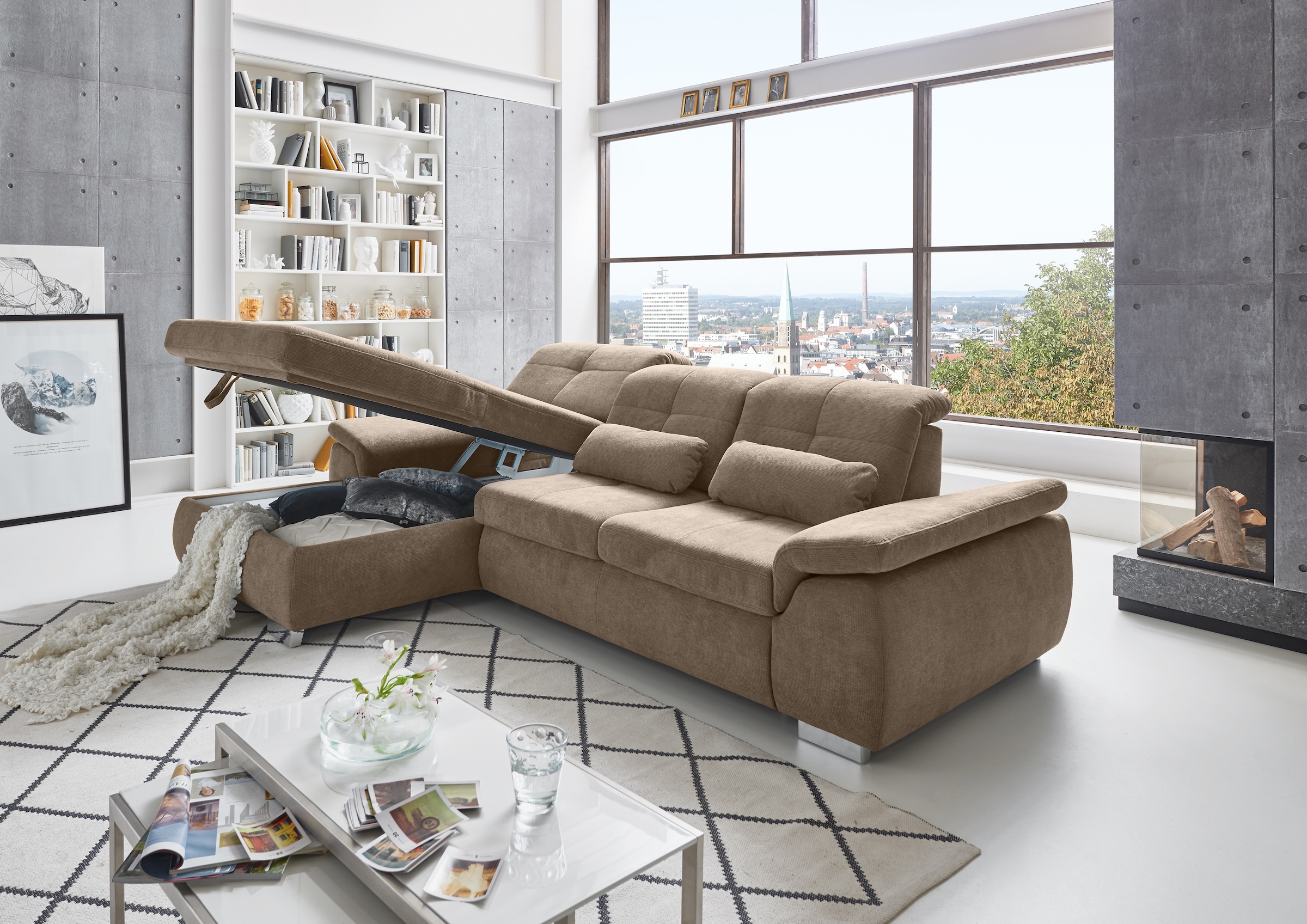 Die PlanBar Ecksofa »MP-IN16037 L-Form mit Kaltschaum-Polsterung«, mit Sitztiefenverstellung & Zierkissen