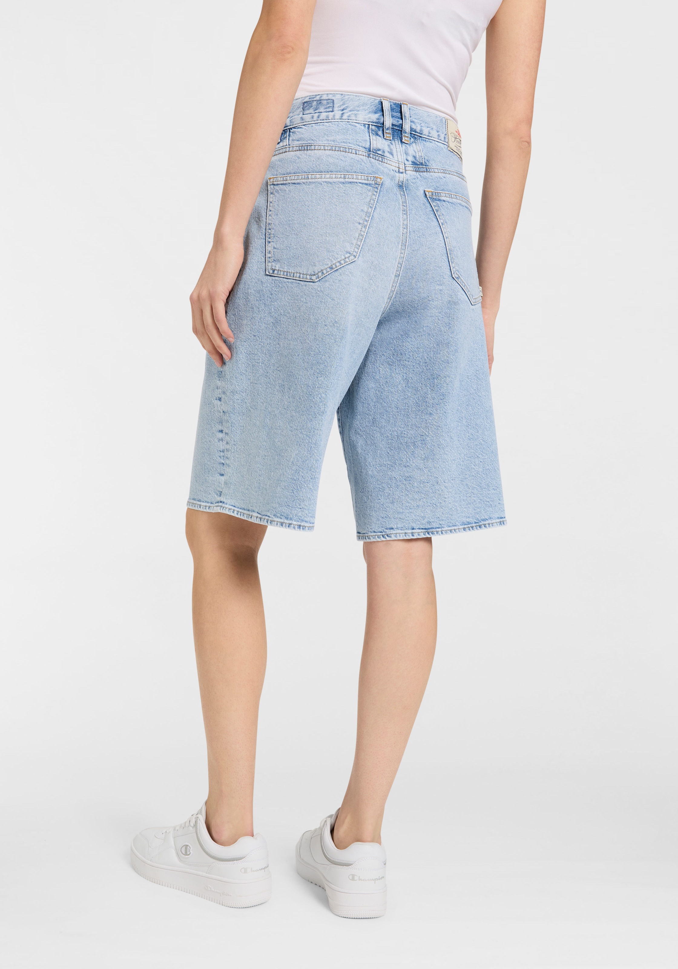 Herrlicher Jeansbermudas »Brooke Bermuda Denim«, mit weitem Bein