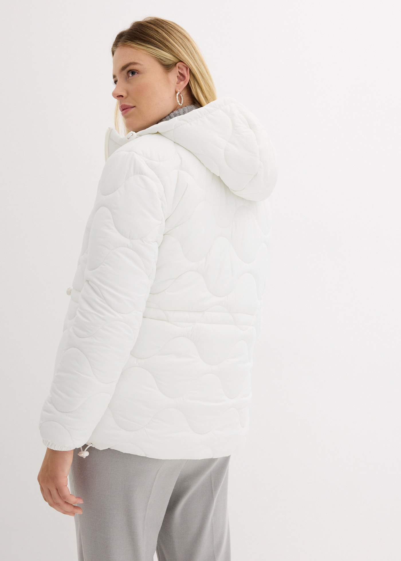 bonprix Steppjacke »Steppjacke« mit Kapuze Casual Stil, Kurzparka mit Taillen-Kordelzug, hochwertige Steppung