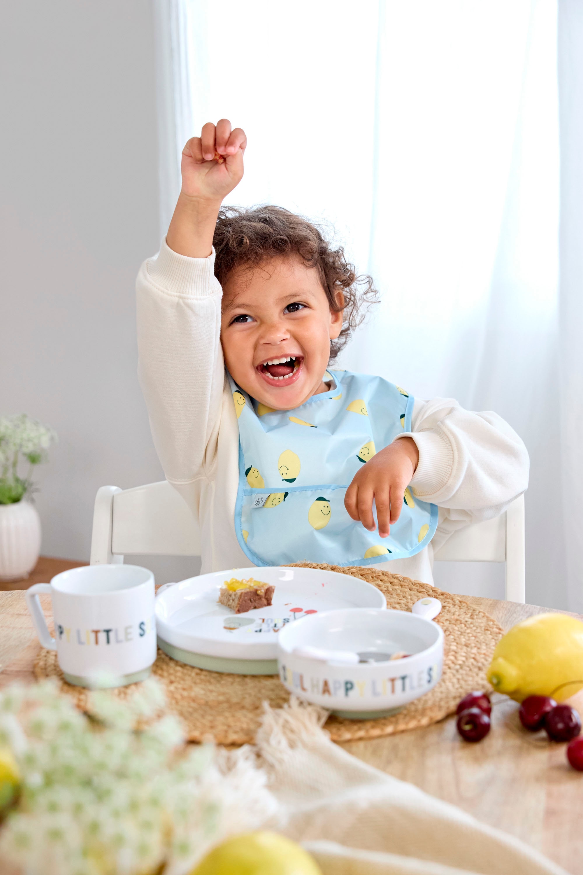 LÄSSIG Kindergeschirr-Set »Happy Fruits«, (Set, 3 tlg.), rutschfest