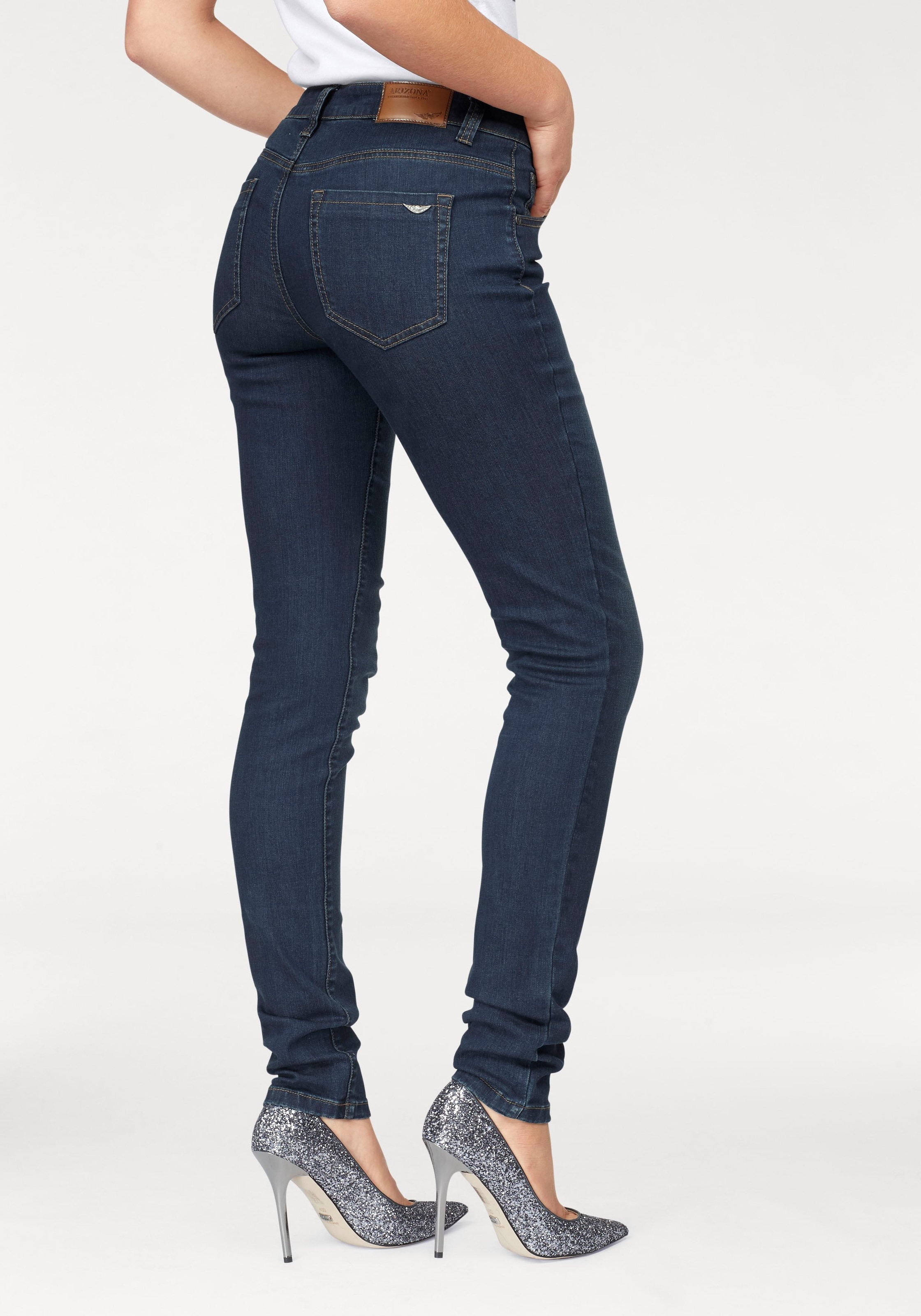 Arizona Slim-fit-Jeans »Curve-Collection«, hohe Leibhöhe, Five-Pocket-Design, Zip-Fly