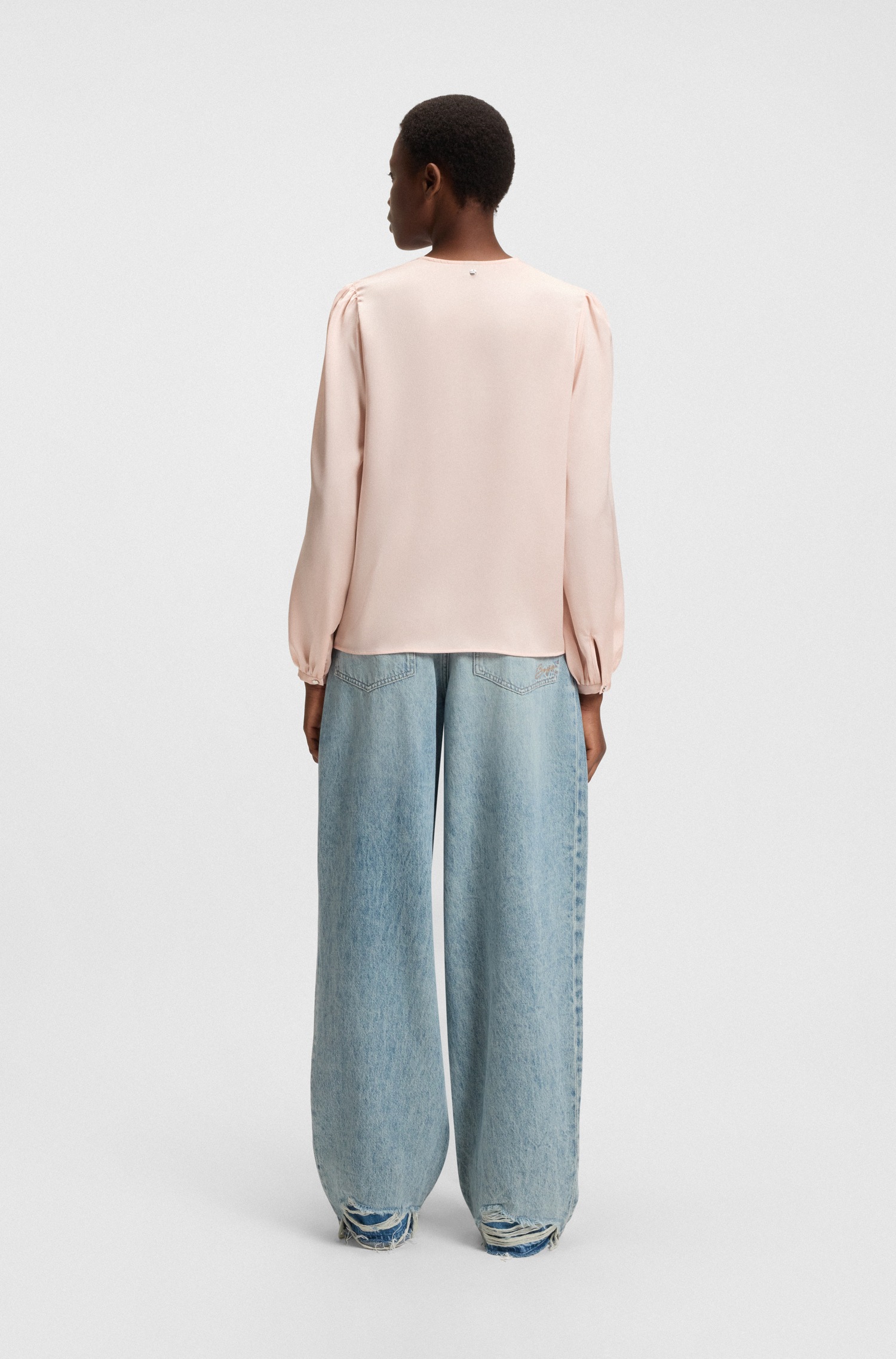 BOSS ORANGE Klassische Bluse »Bonnie Premium Damenmode«, mit geschlitztem Rundhals