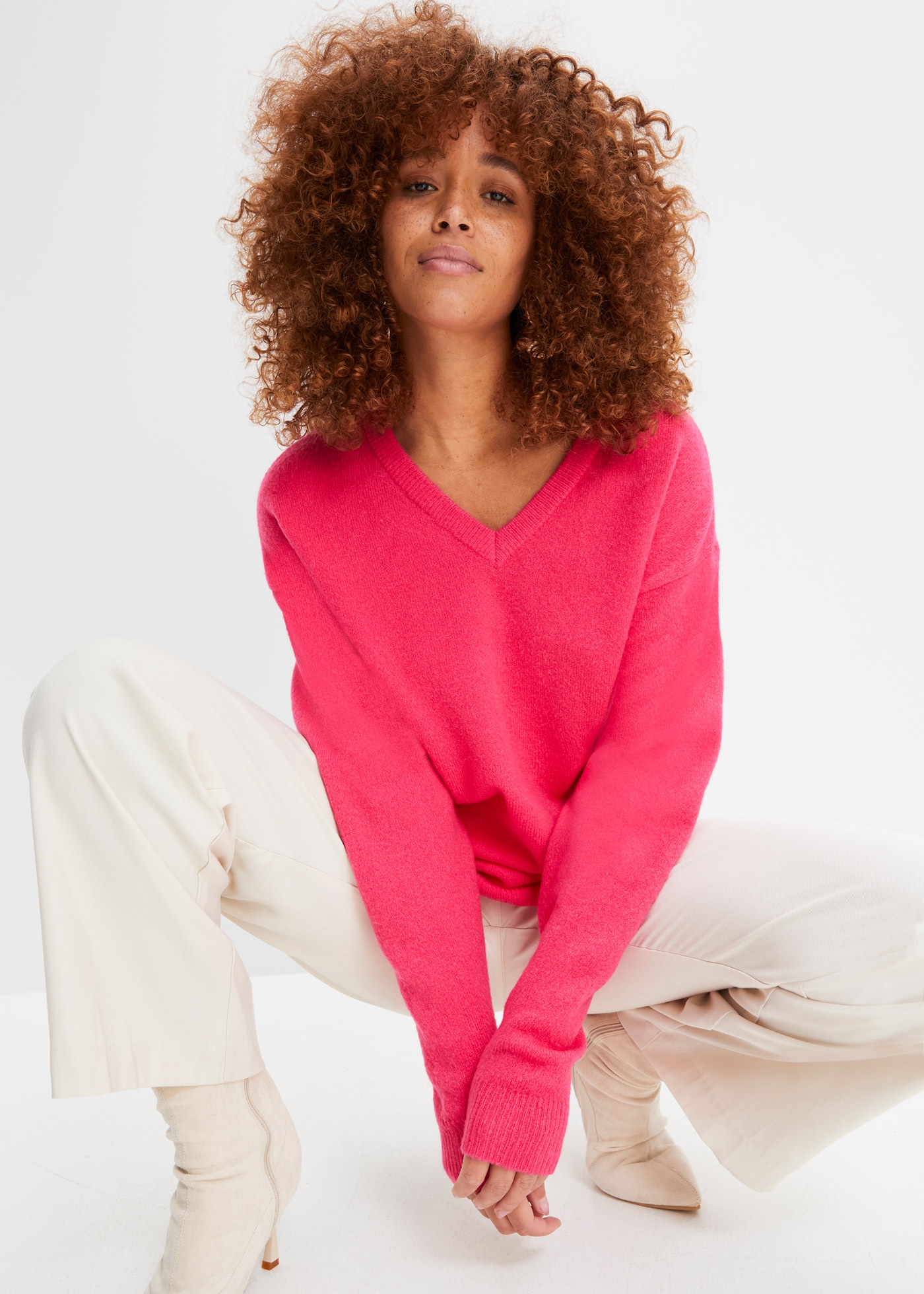 bonprix Strickpullover »Oversize-Strick-Pullover« aus weichem Material, mit V-Ausschnitt, Oversize-Passform
