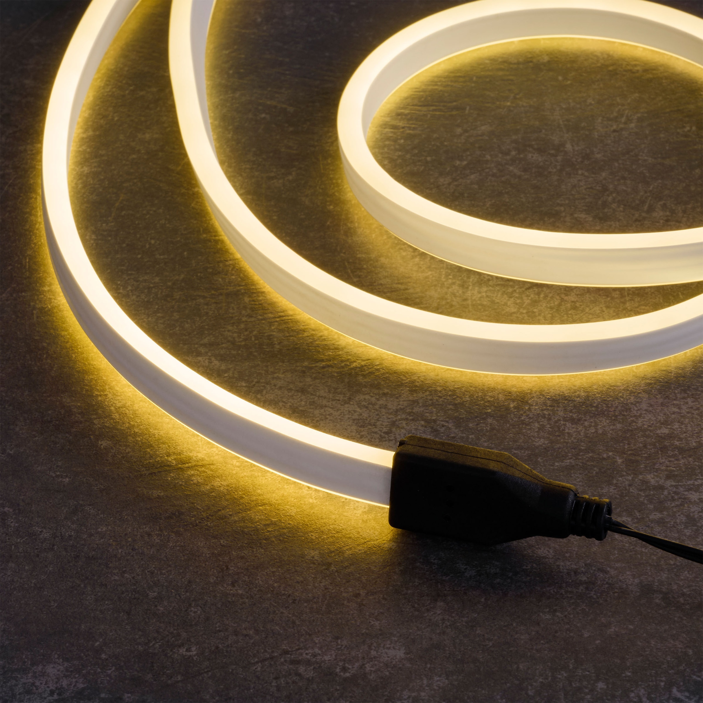 OTTO home LED-Lichterschlauch »in 6,12 o. 18 m Länge, warmweiß, Timer, Indoor, Outdoor, Garten Balkon« SMD-LED Neon-Technologie, weiß, IP44, 5 m Zuleitung, innen, außen