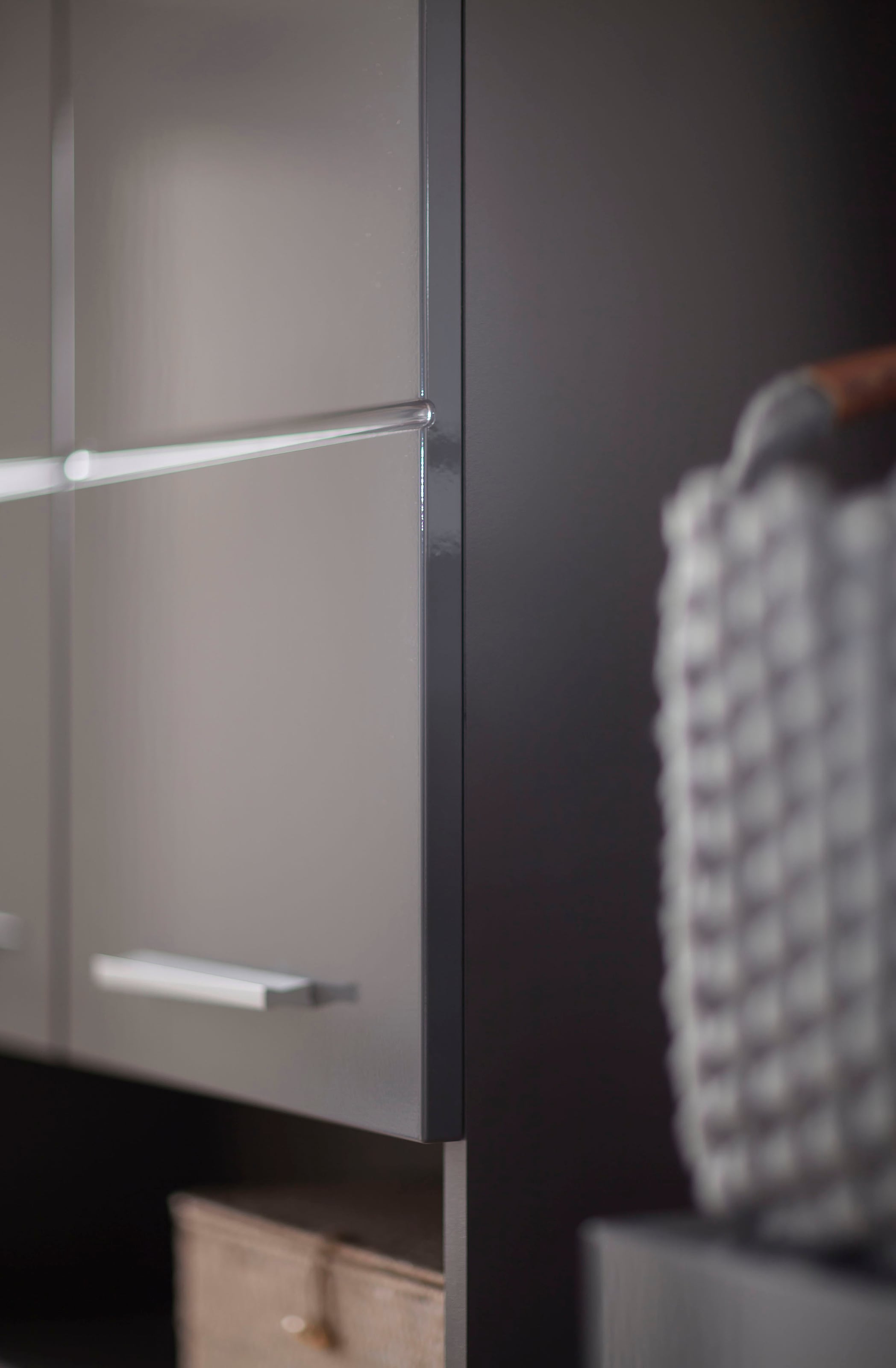 INOSIGN Hängeschrank »Avena«, Breite 73 cm, Badezimmerschrank mit  verstellbare Zwischenböden online kaufen