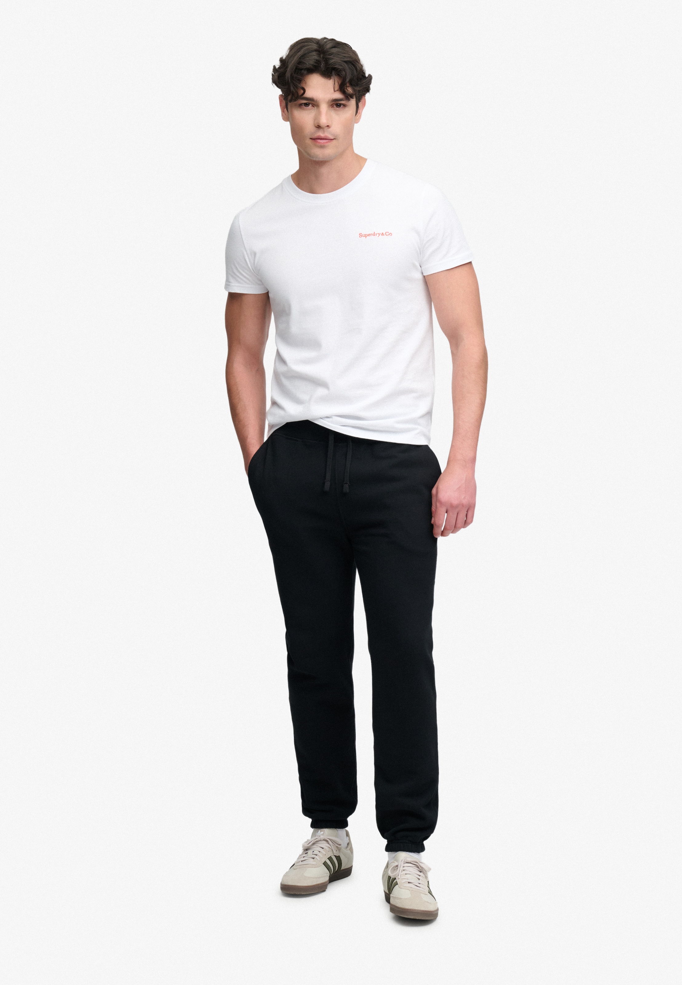 Superdry Sweathose »ESSENTIAL COMPANY LOGO JOGGER«  Baumwollmischung, relaxed fit