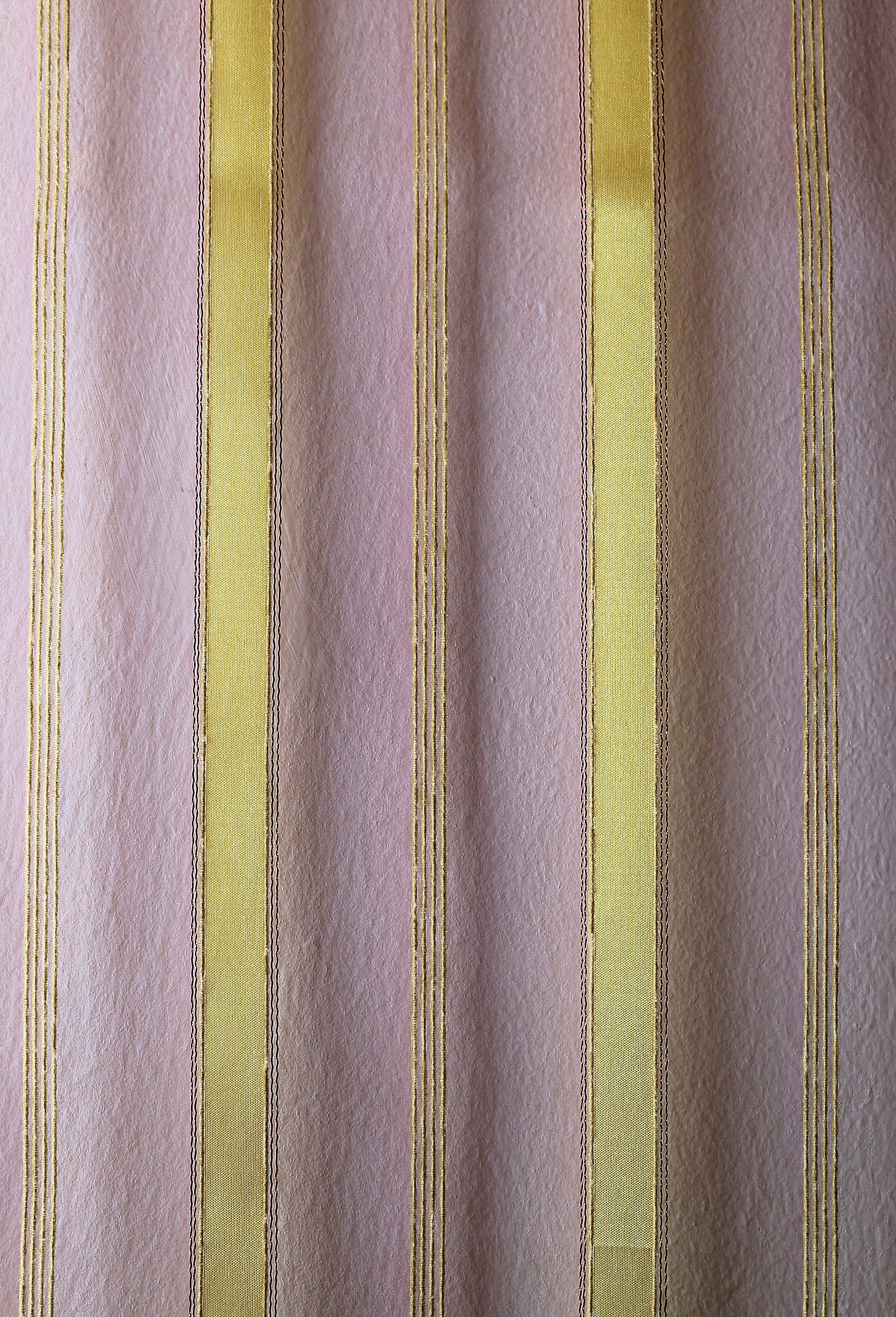 HOSSNER - ART OF HOME DECO Gardine »Seebensee«, (1 St.), Schlaufenschal im zeitlosen Design