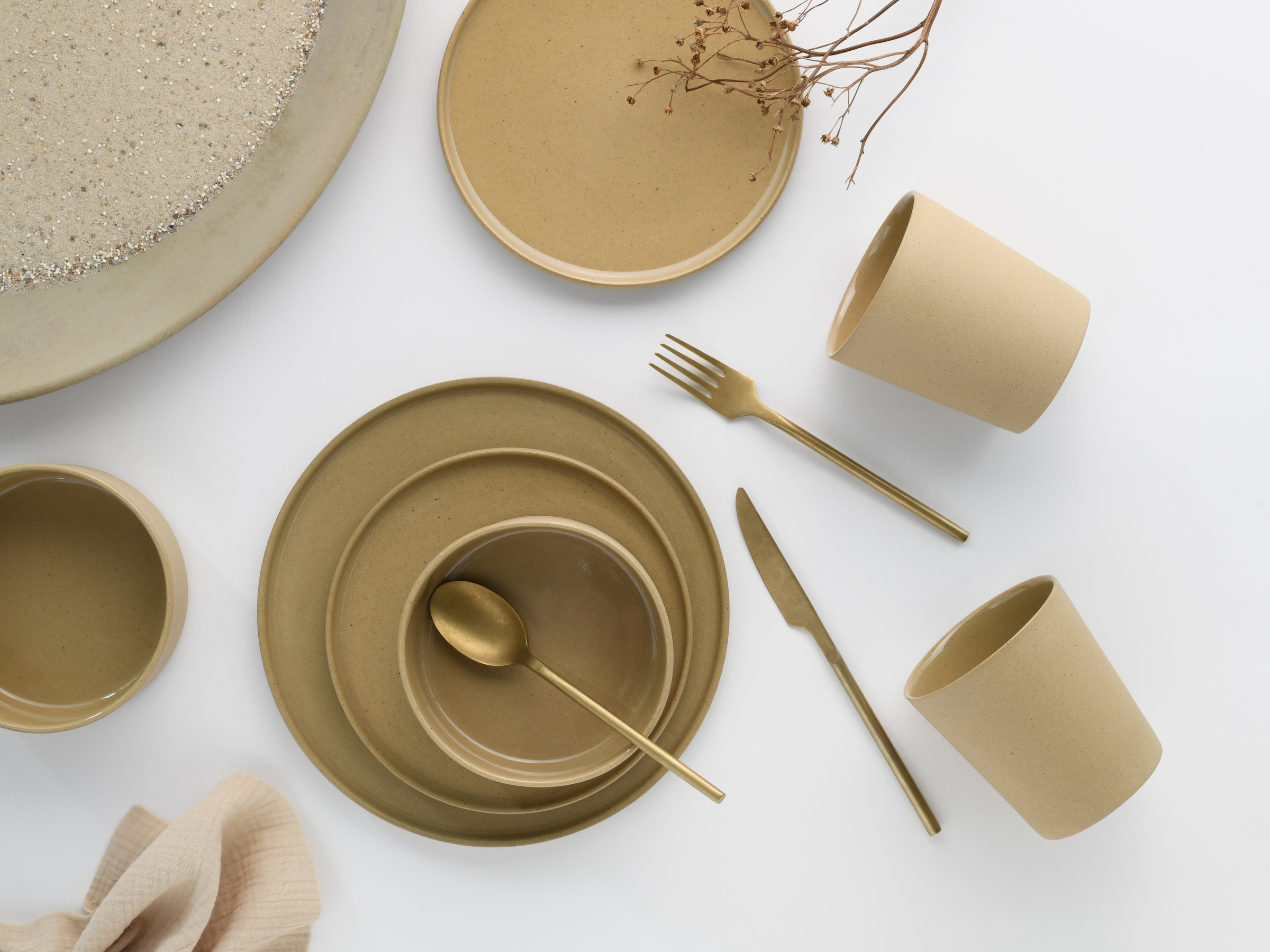 CreaTable Kombiservice »Futuro«, (Set, 16 tlg.), Service, je 4 Speiseteller, Dessertteller, Schalen, Kaffeebecher