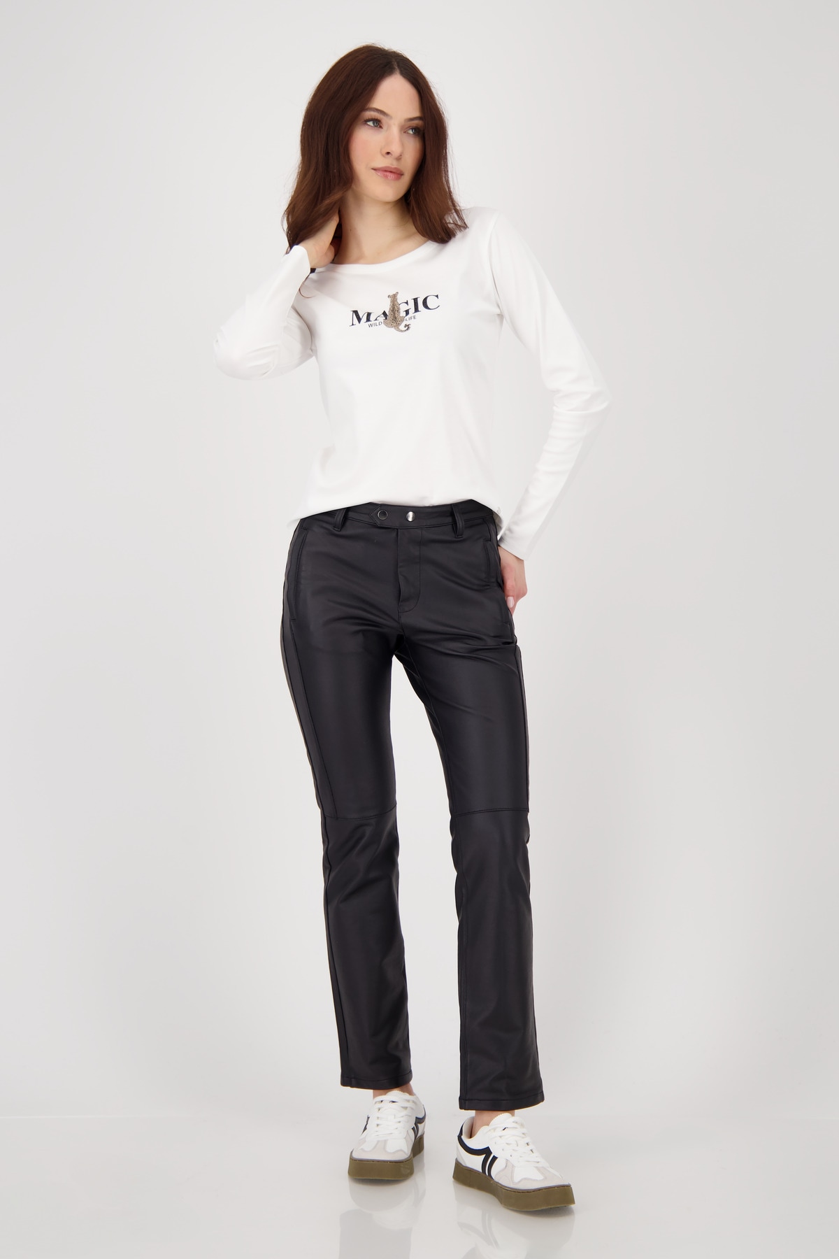 Monari Langarmshirt »Shirt Leo + Schrift«, Mit Rundhalsausschnitt