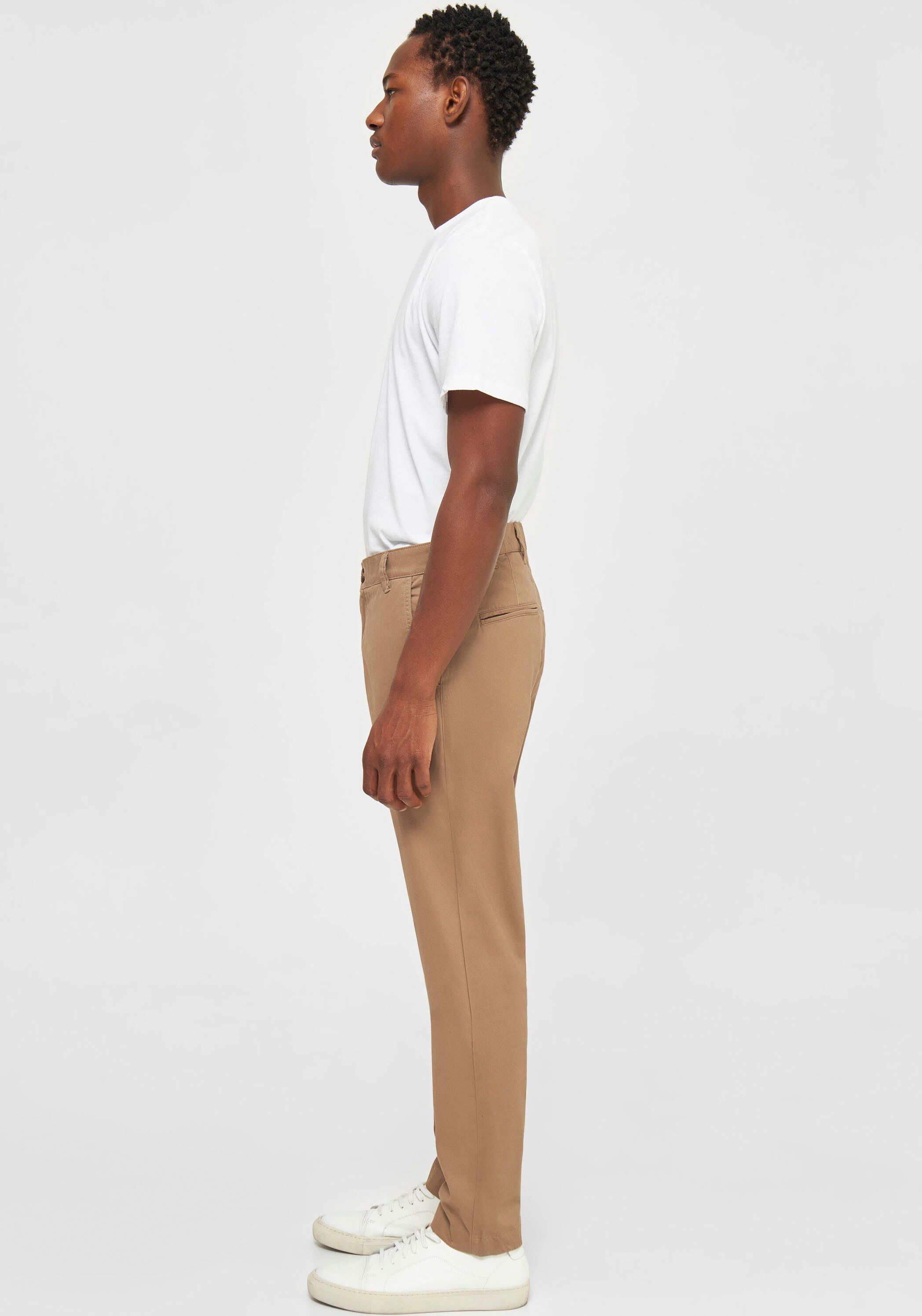 KnowledgeCotton Apparel Chinohose »LUCA slim«  mit Label-Stichting hinten
