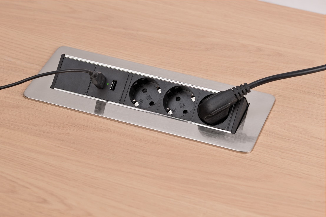 Brennenstuhl Steckdosenleiste »Indesk Power USB-Charger«, 3-fach, (Kabellänge 2 m), mit 2 USB Ladebuchsen