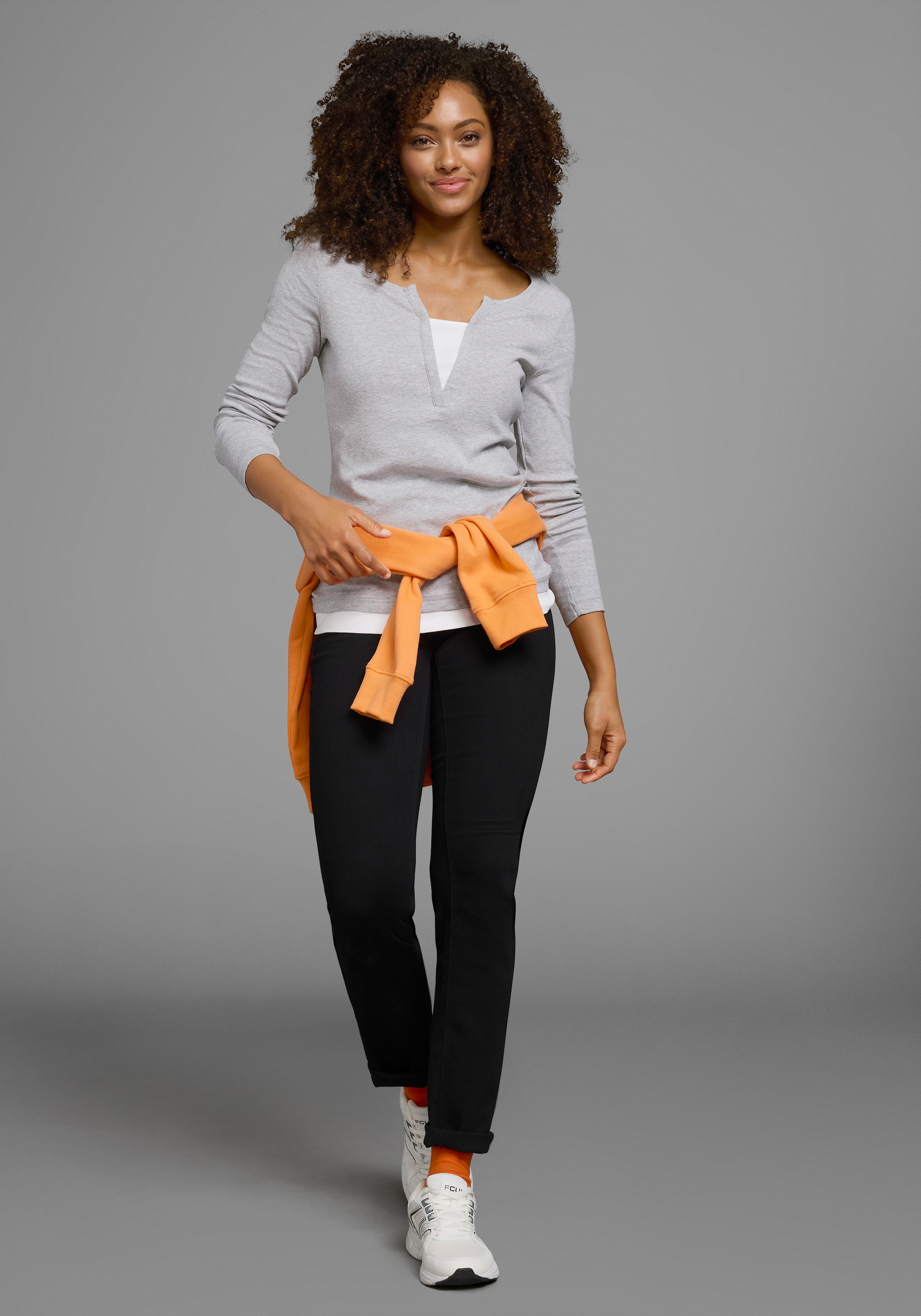 Flashlights 2-in-1-Langarmshirt figurbetonte Passform,  Rundhalsausschnitt,  elastisches Material