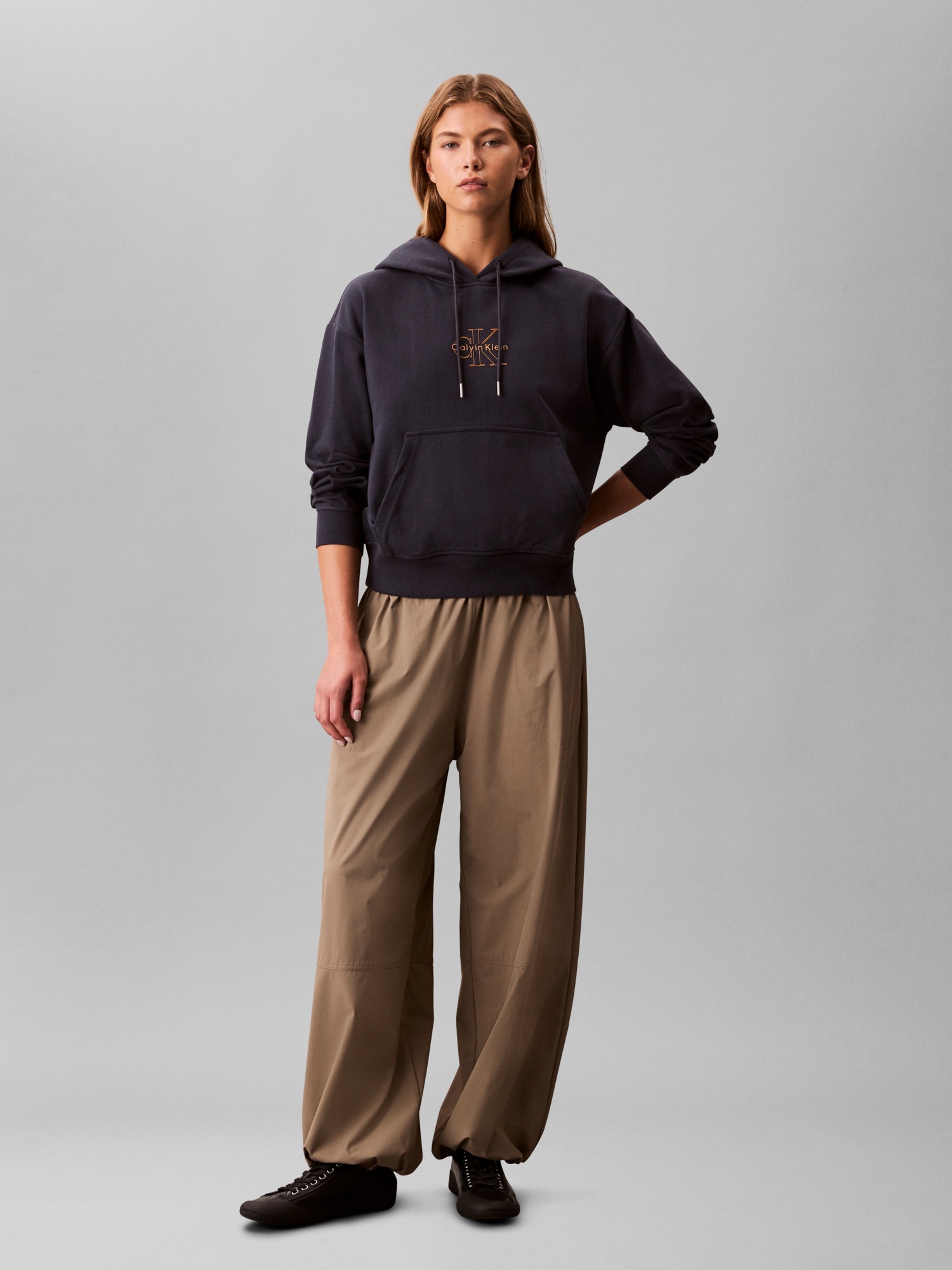 Calvin Klein Jeans Sweatshirt , Kapuze mit Kordelzug, regular fit, Logodruck
