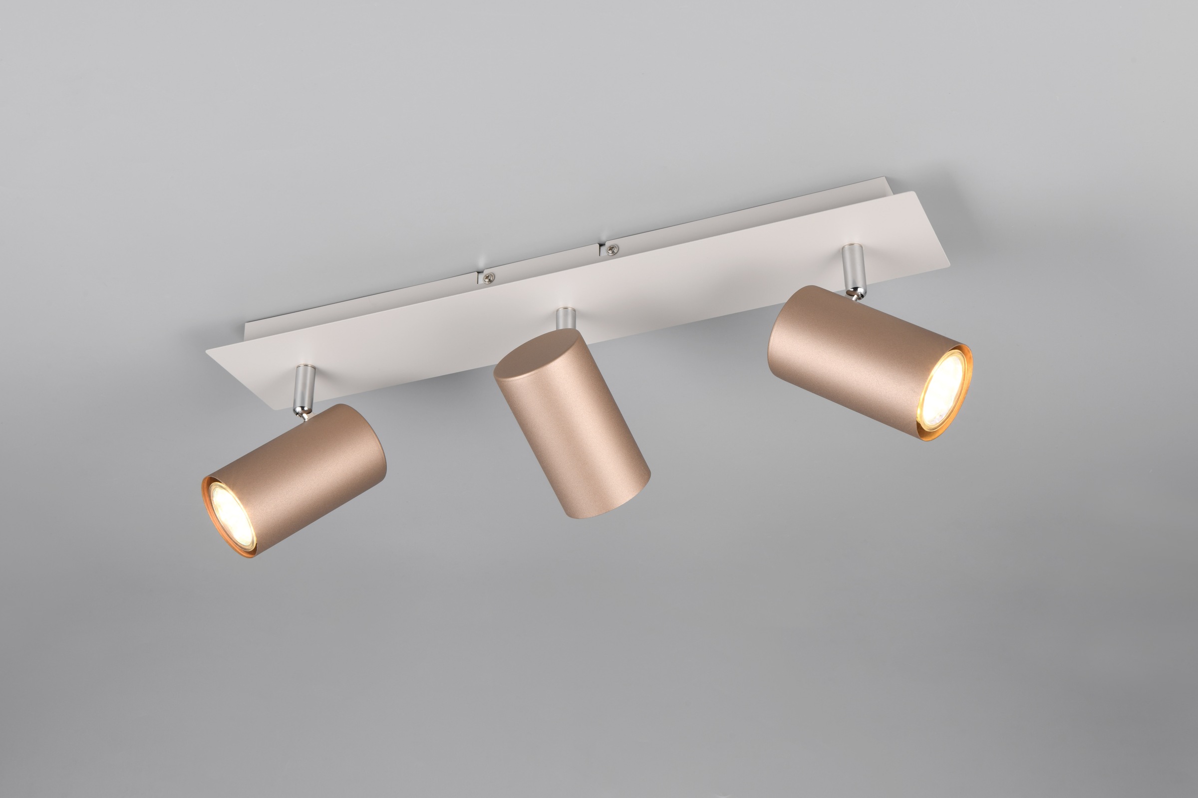 TRIO Leuchten Deckenstrahler »MARLEY, GU10 Deckenspot 1-flammig, exkl 3x GU10 max 35W, Wandspot«, 3 flammig, Leuchtmittel GU10 | Leuchtmittel wechselbar, flexibel verstellbarer GU10 Deckenspot in coffee + warm grey, 48x9 cm