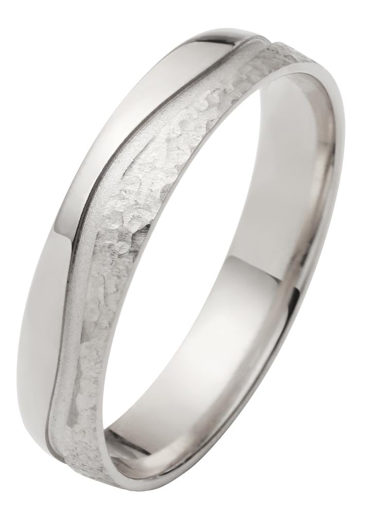 Firetti Trauring »Schmuck Geschenk Gold 750 Hochzeit Ehering "LIEBE"«, Made in Germany, wahlweise mit oder ohne Brillant