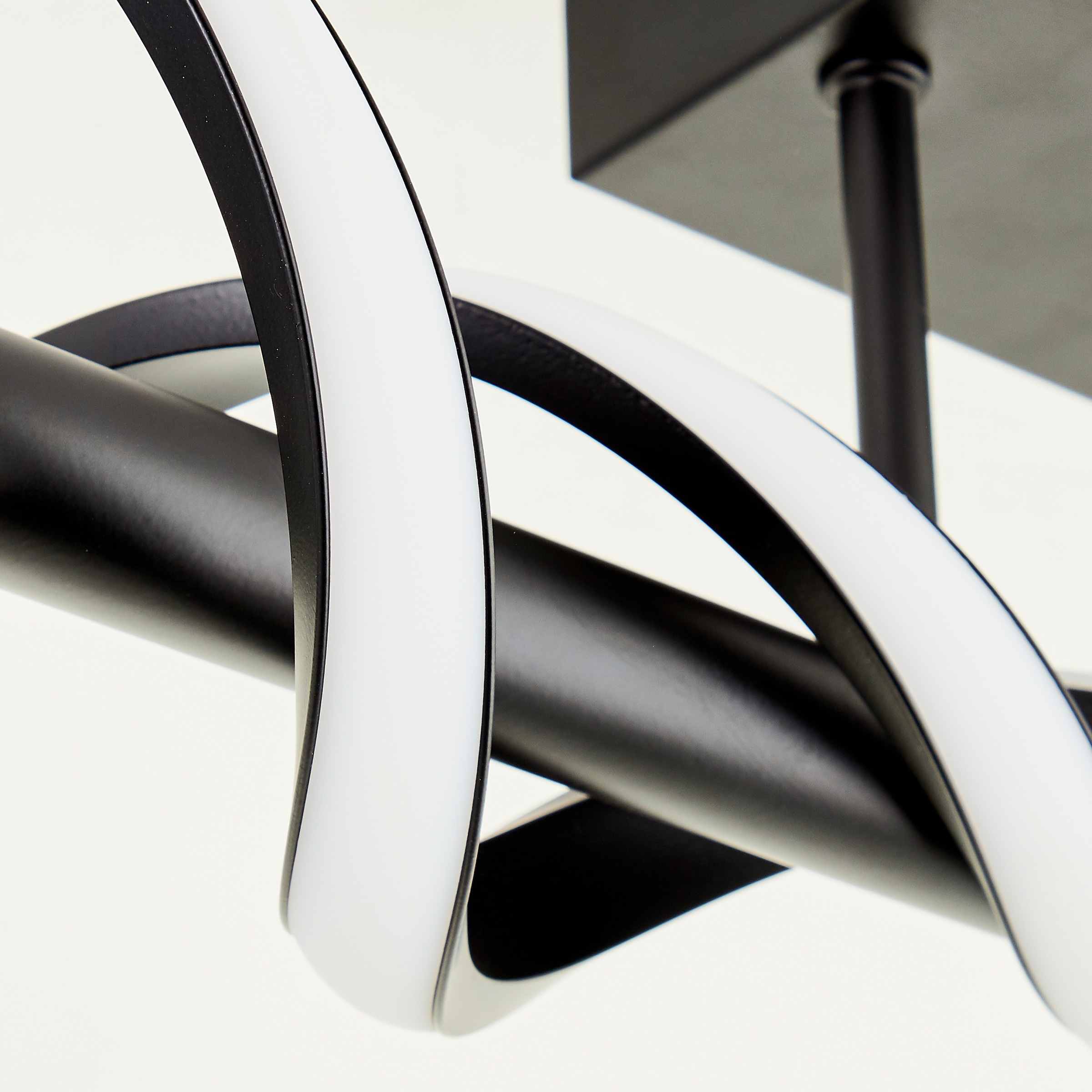 Brilliant LED Deckenleuchte »Amalie«, Breite 76 cm, 2100 lm, Metall/Kunststoff, schwarz