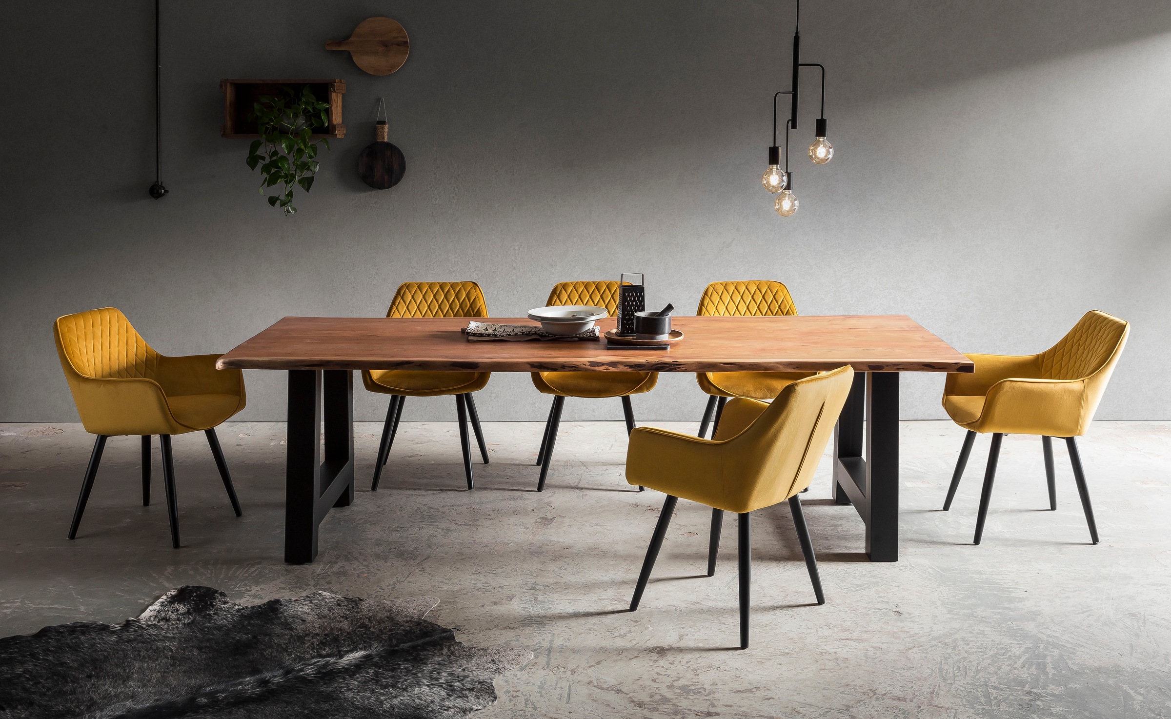 4. Bild von Home affaire Esstisch »Manhattan«, mit Metallgestell in A-Form