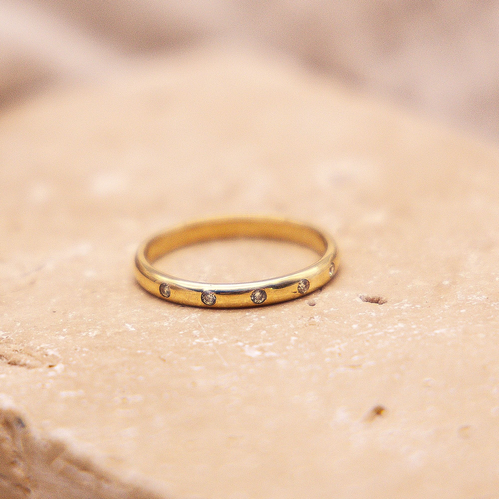 Fascination by Ellen K. Fingerring »375 Gold mit 5x Zirkonia weiß«