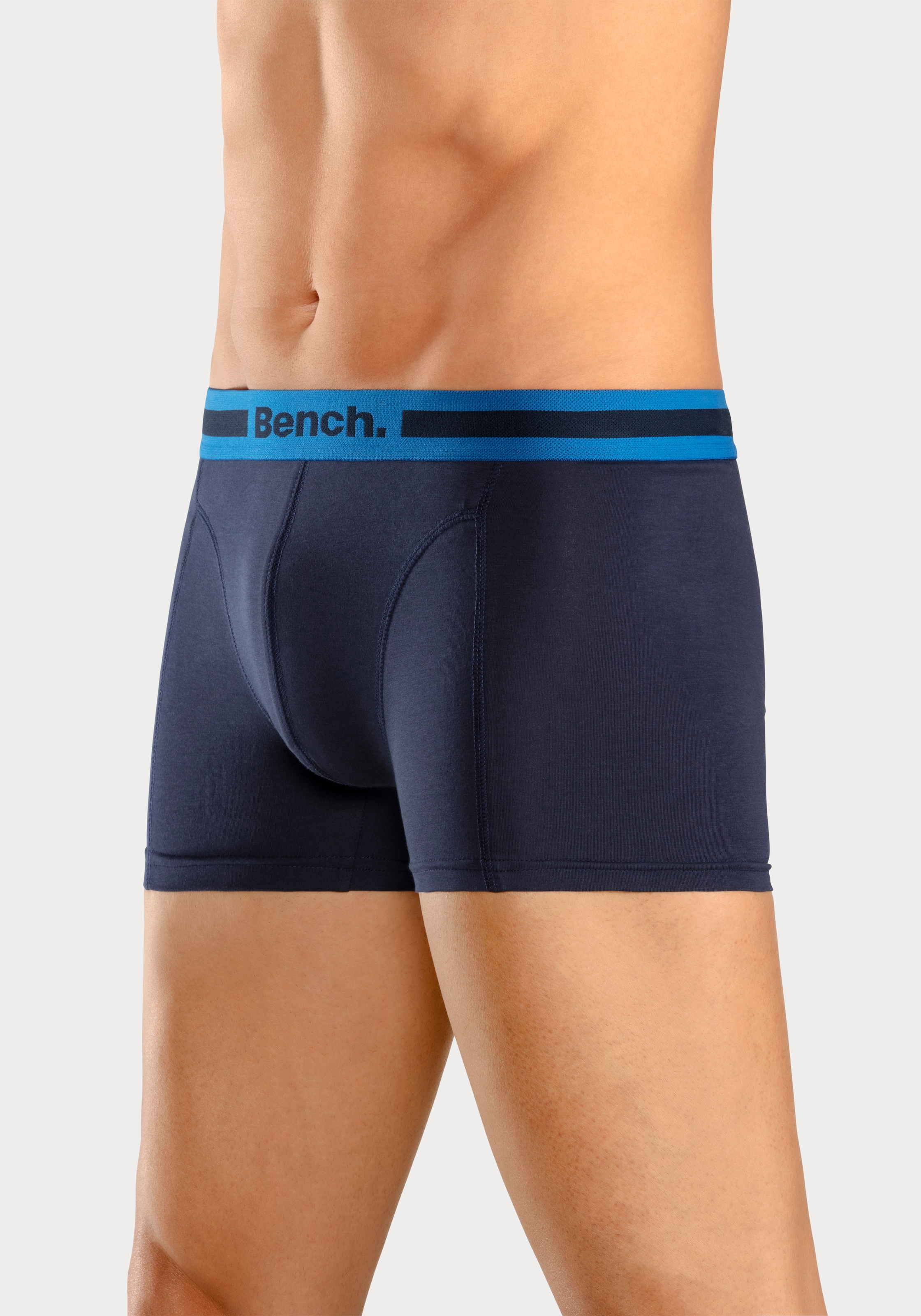 Bench. Boxer »Boxershorts für Herren«, (Packung, 4 St.), mit Overlock-Nähten vorn