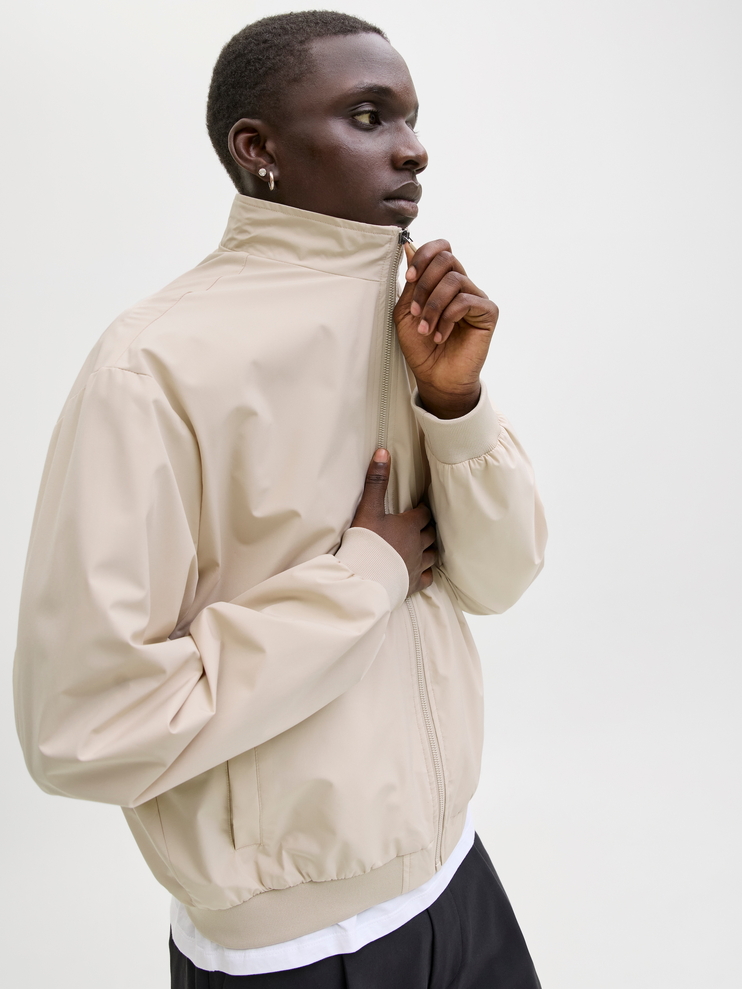 Jack & Jones Bomberjacke »JJECHARGE STAND COLLAR BOMBER NOOS« mit Stehkragen