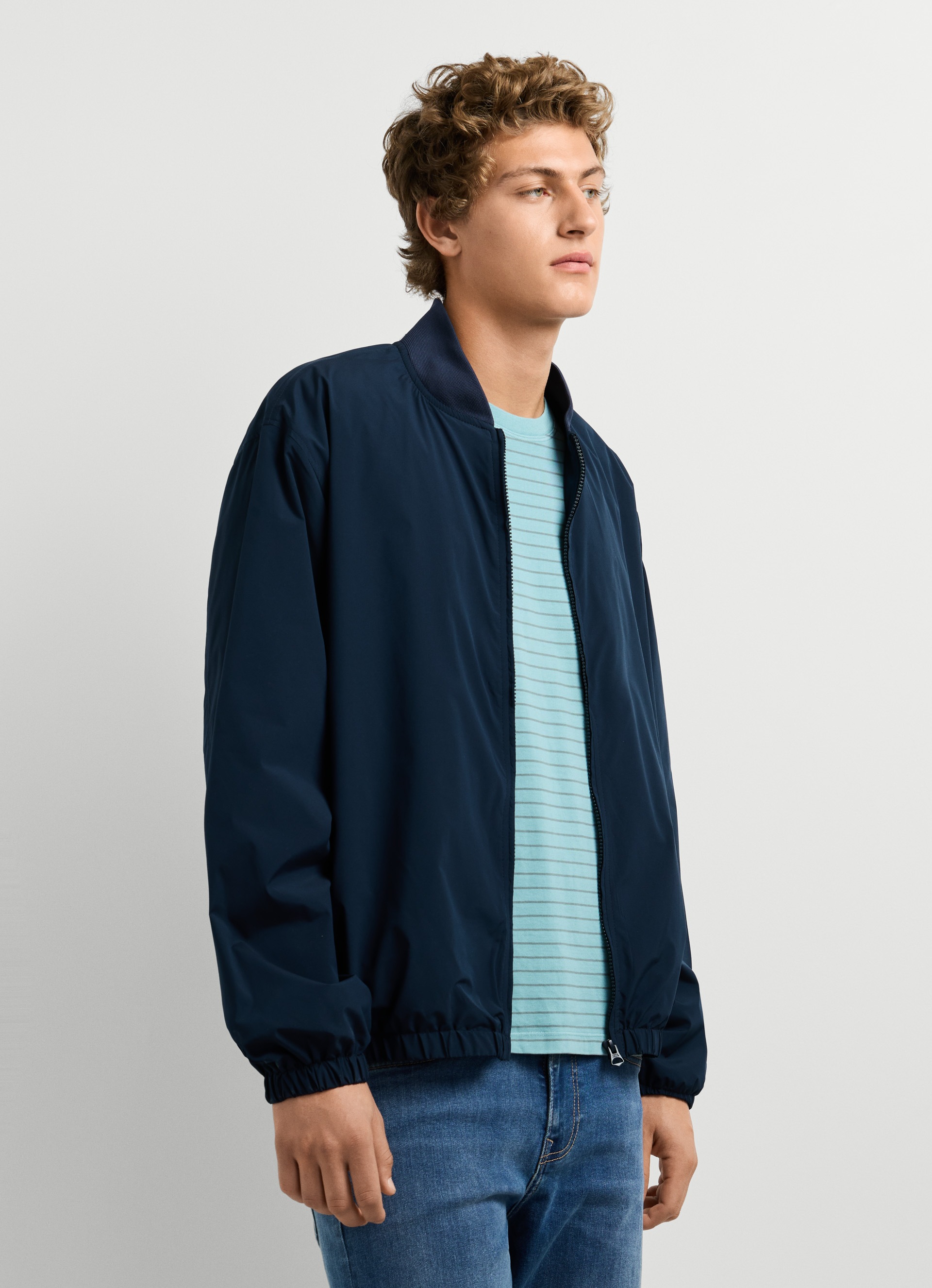Pepe Jeans Bomberjacke »BELVEDERE« mit Stehkragen, Aufnäher