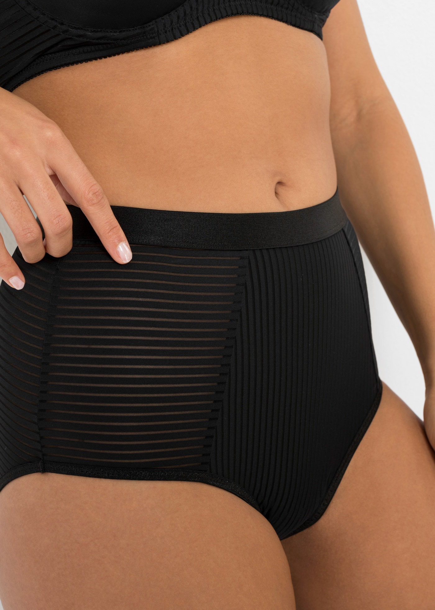 bonprix Taillenslip »Highwaist Slip ( 2er Pack)« Packung, 2, 2 Stk. Highwaist Slip ( 2er Pack)